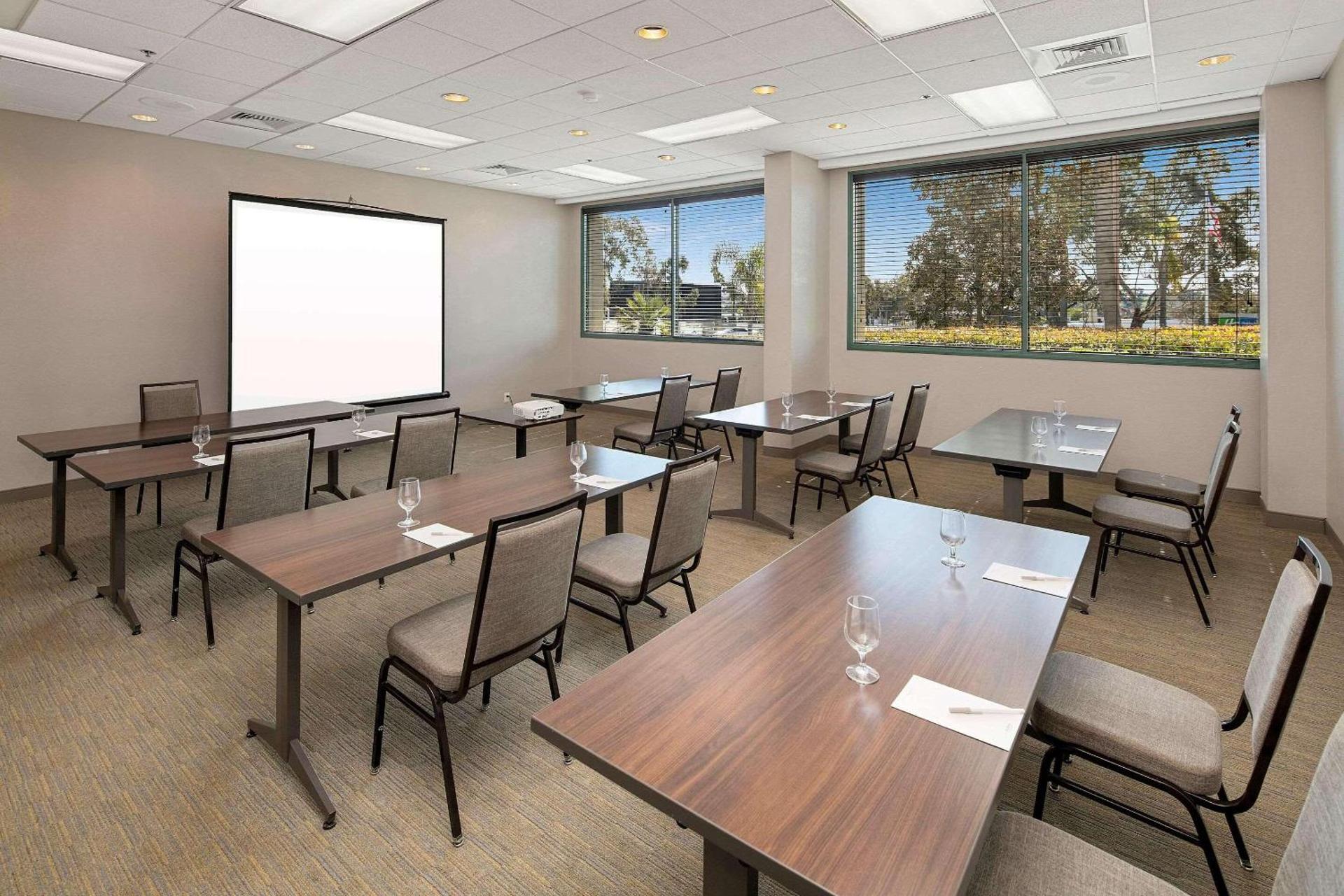 Meeting/conference room