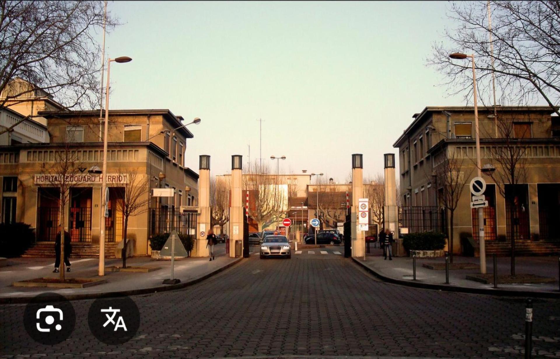 Cosy Decines Groupama Stadium-LDLC Arena Climatisé