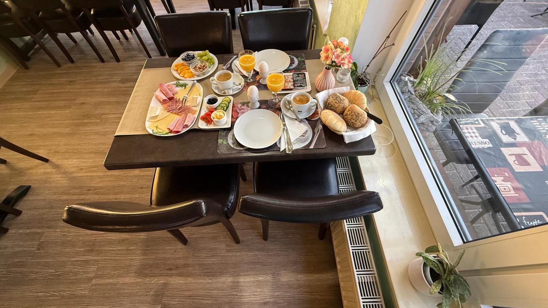 Continental breakfast