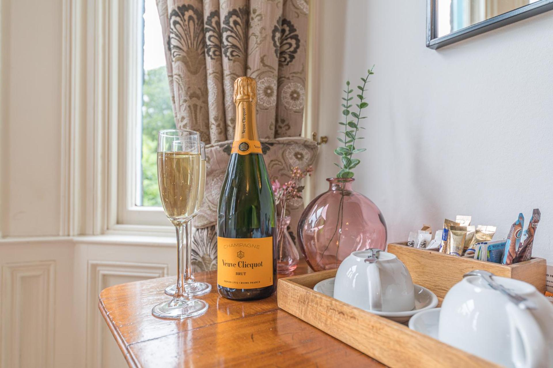 1869 - Room Only Boutique Townhouse