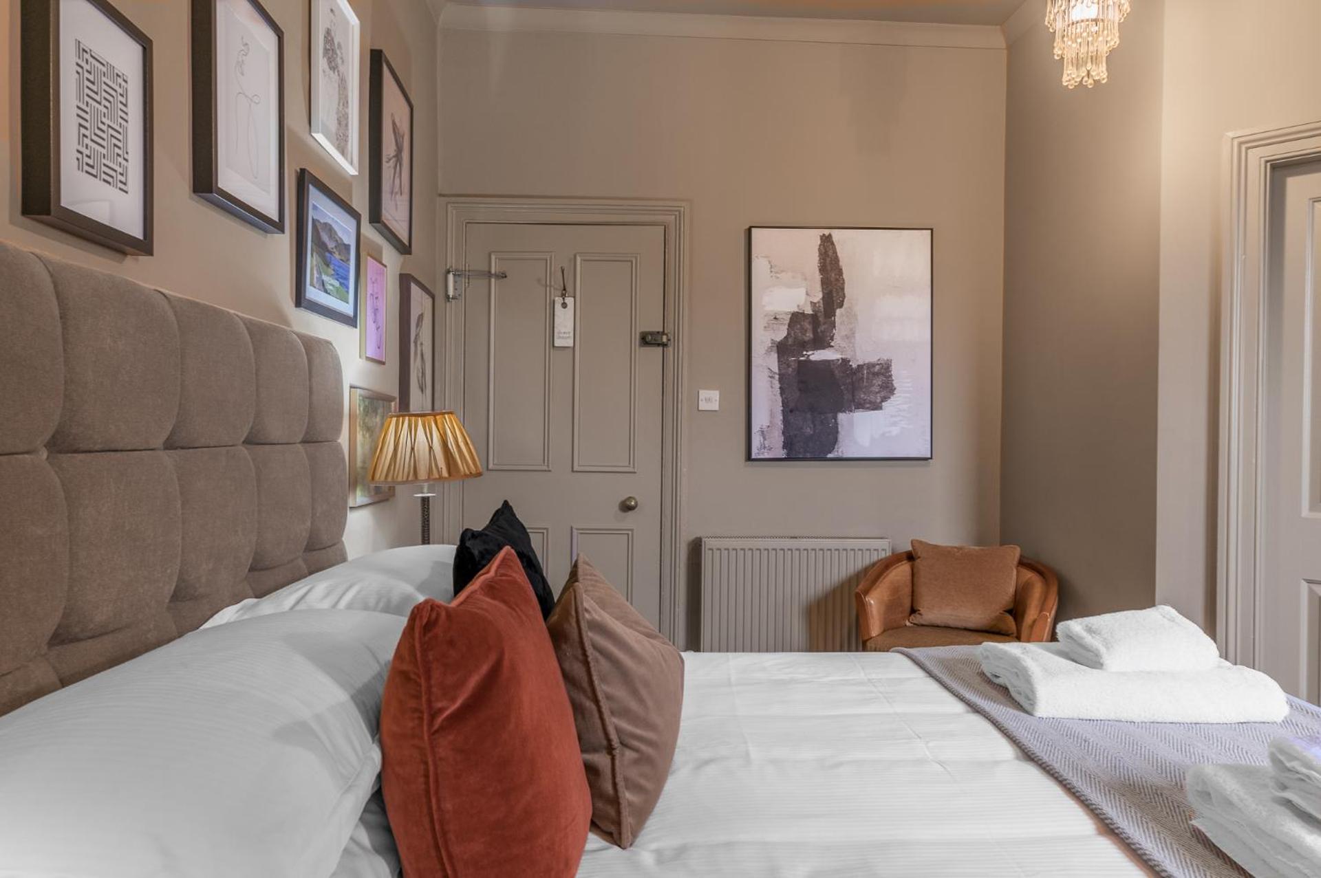 1869 - Room Only Boutique Townhouse