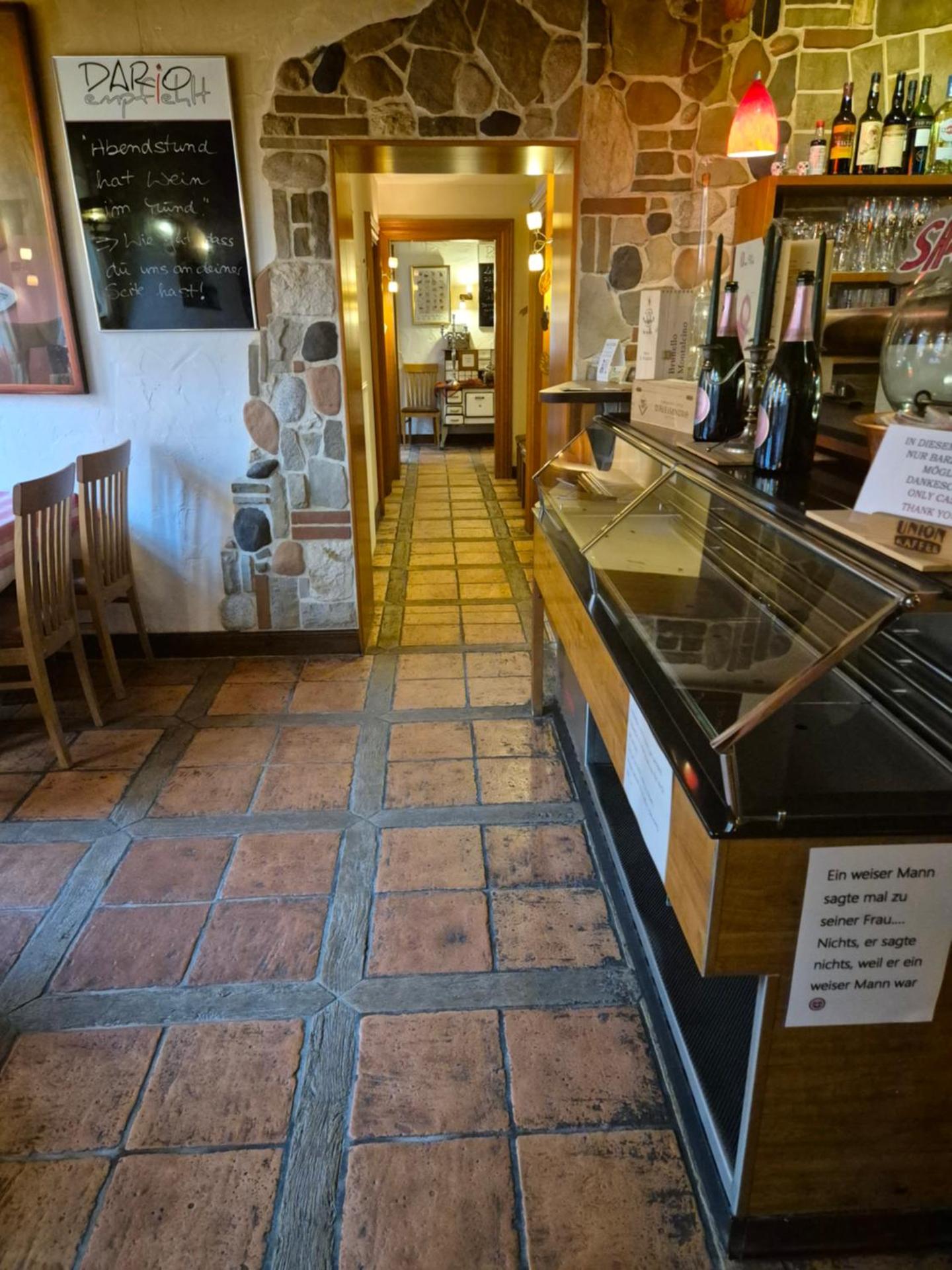 Restaurant/places to eat