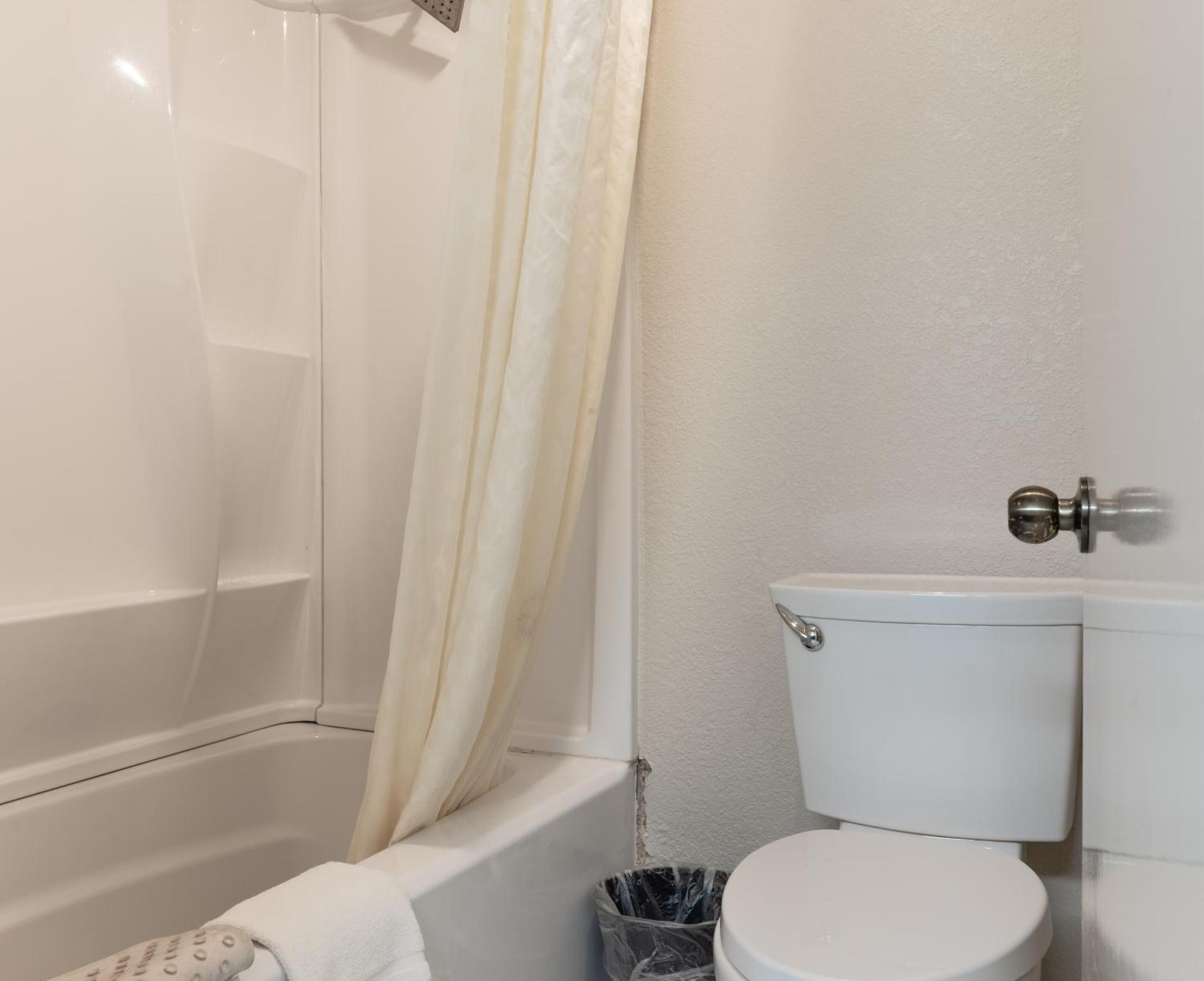 Queen Room with Two Queen Beds and Water View