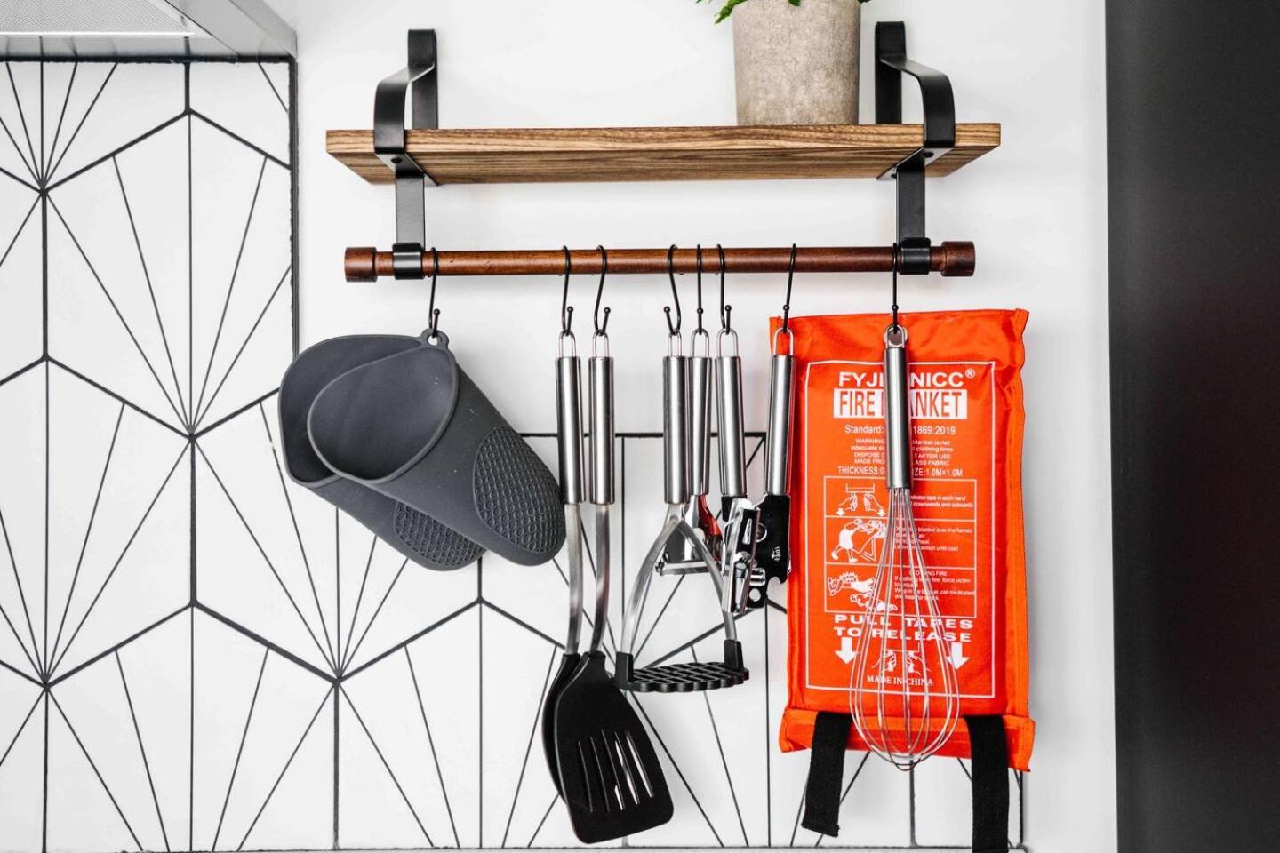 10Min Walk to Stadium SofaBed WM & Dishwasher