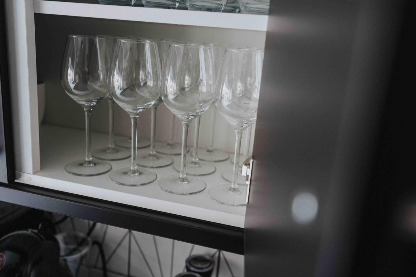 10Min Walk to Stadium SofaBed WM & Dishwasher