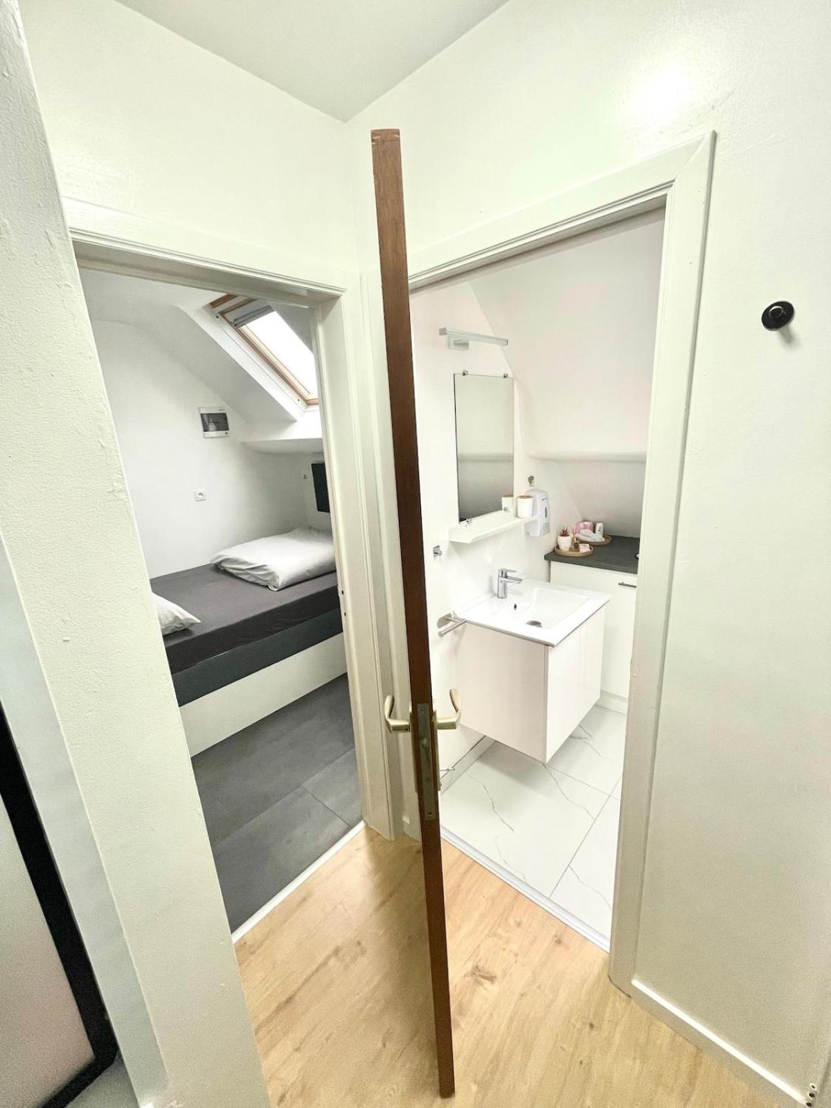 Green Spot Meise - 15 min from Brussels with free parking & Self check-in