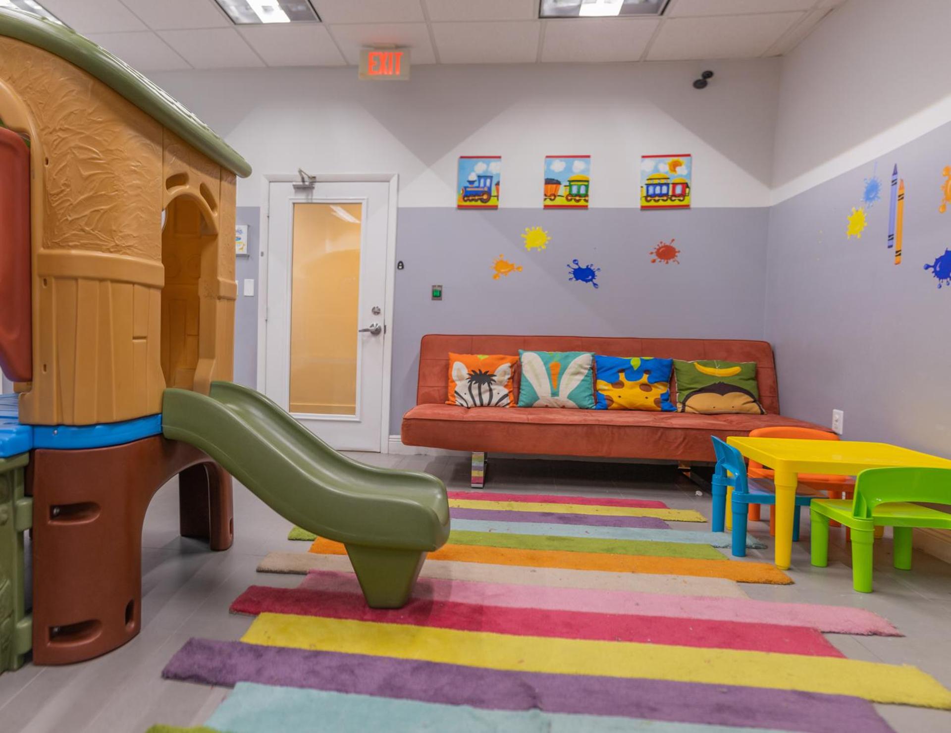 Two Bedroom Oceanview Apartment in Brickell