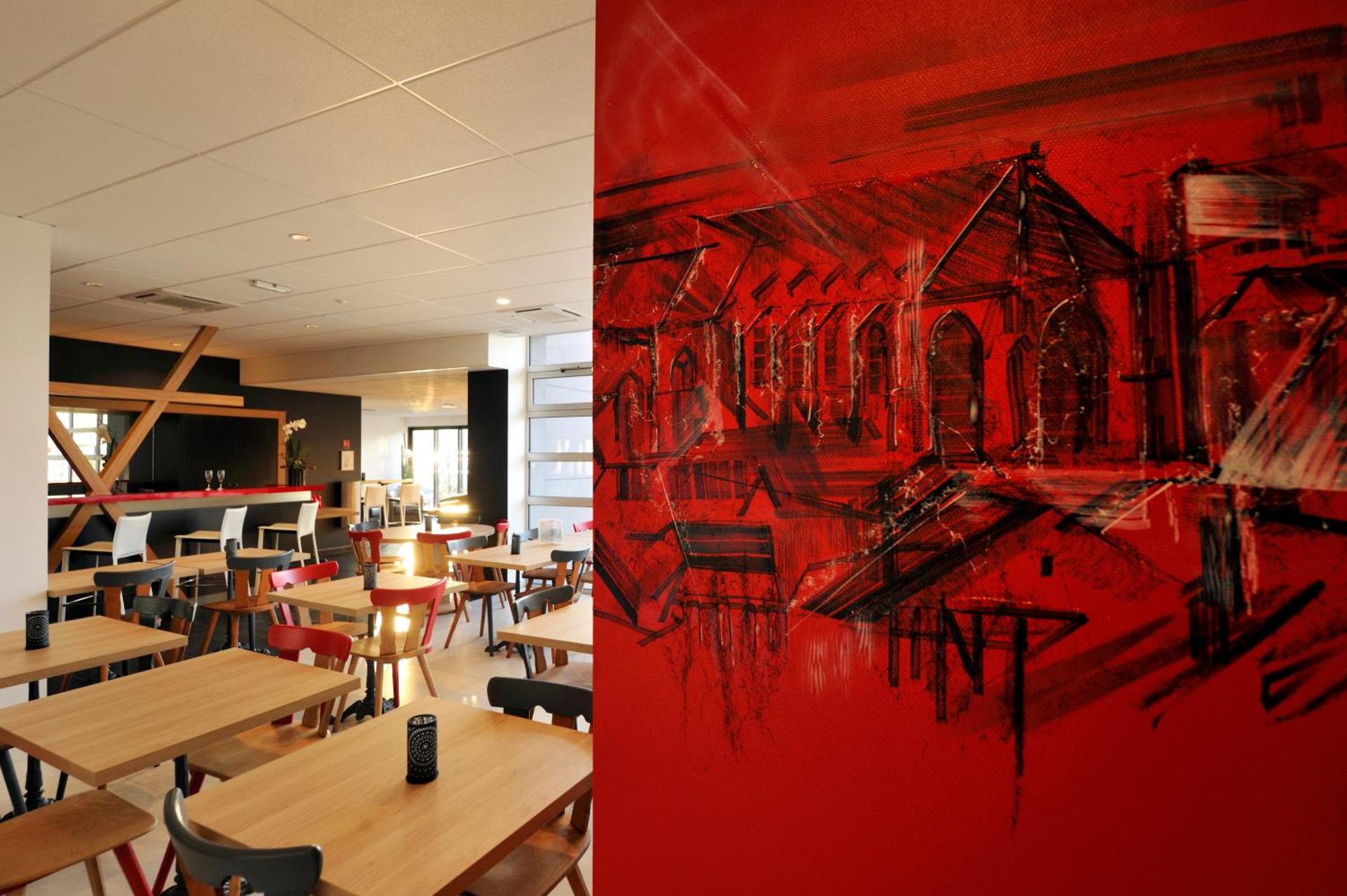 Communal lounge/ TV room