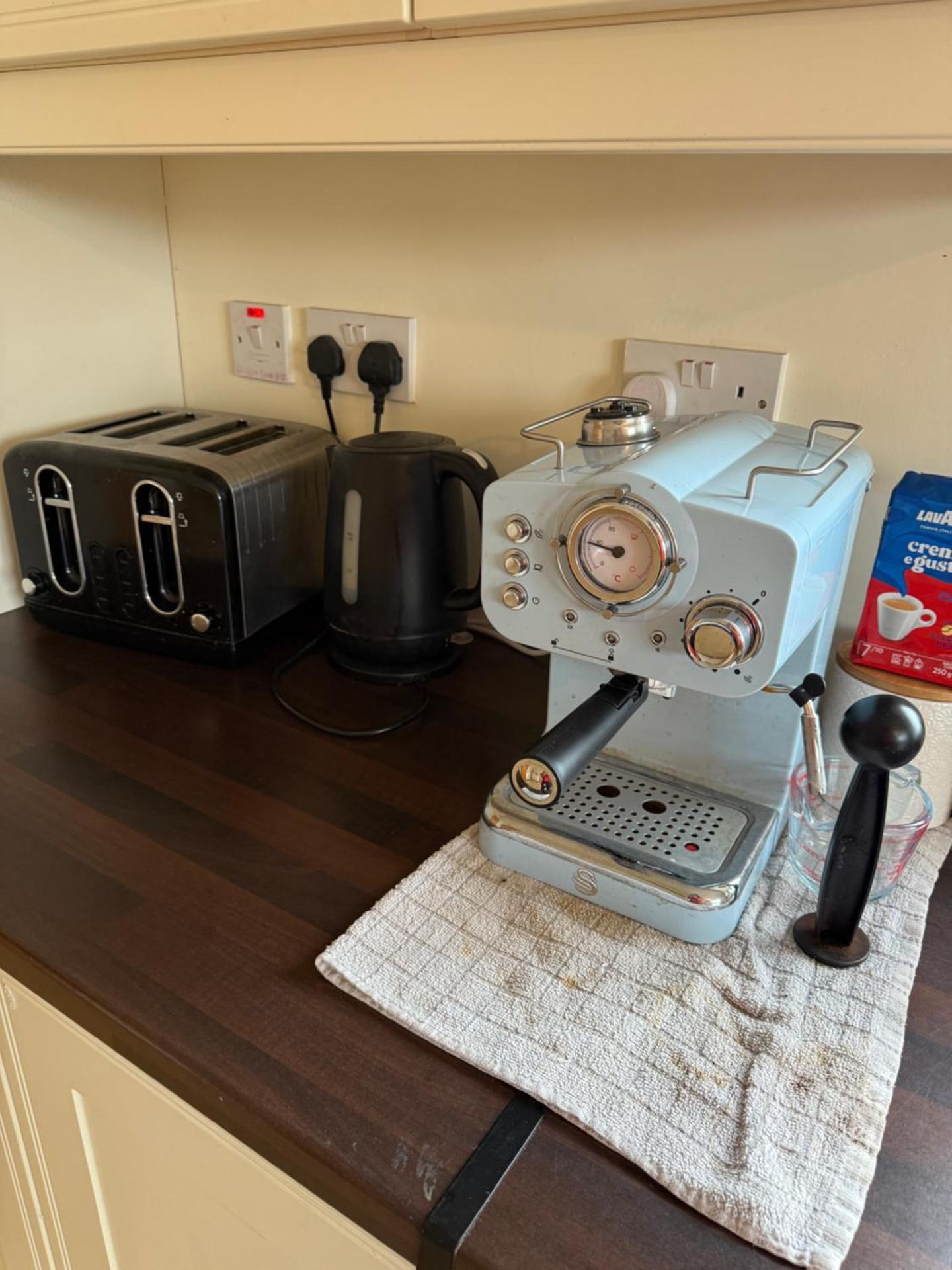 Coffee/tea facilities