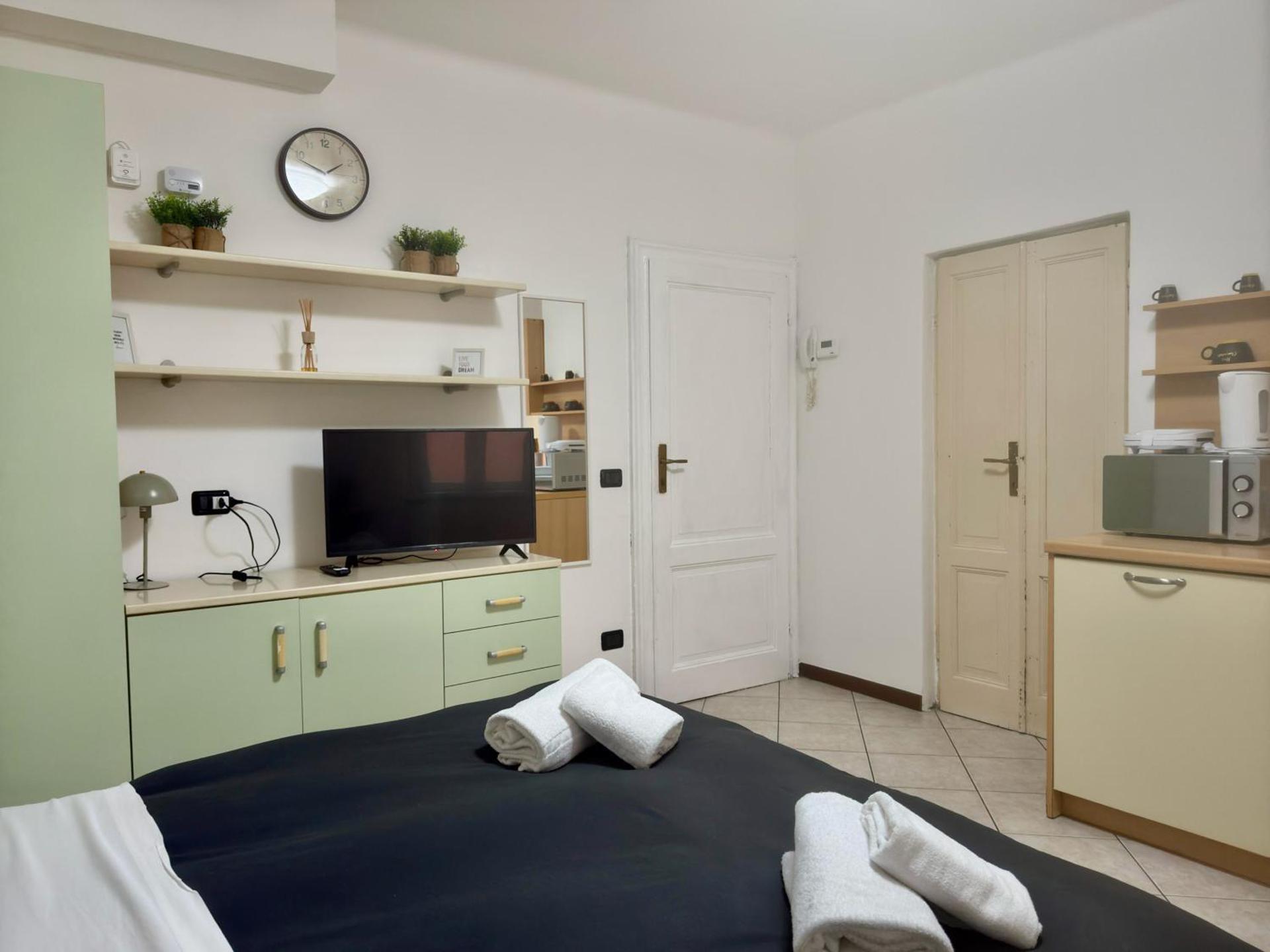 Roncati 7 center town studio apartments