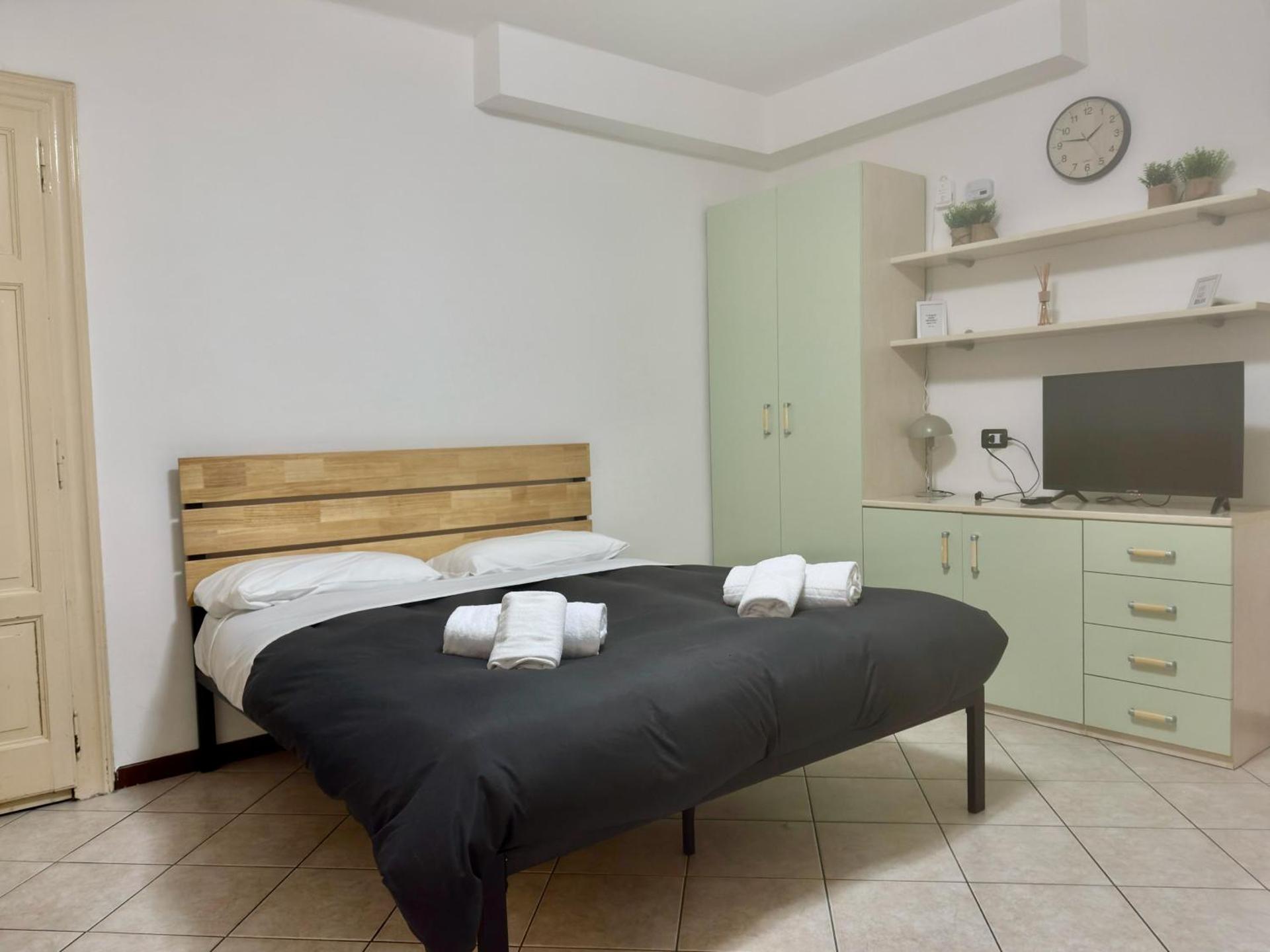 Roncati 7 center town studio apartments