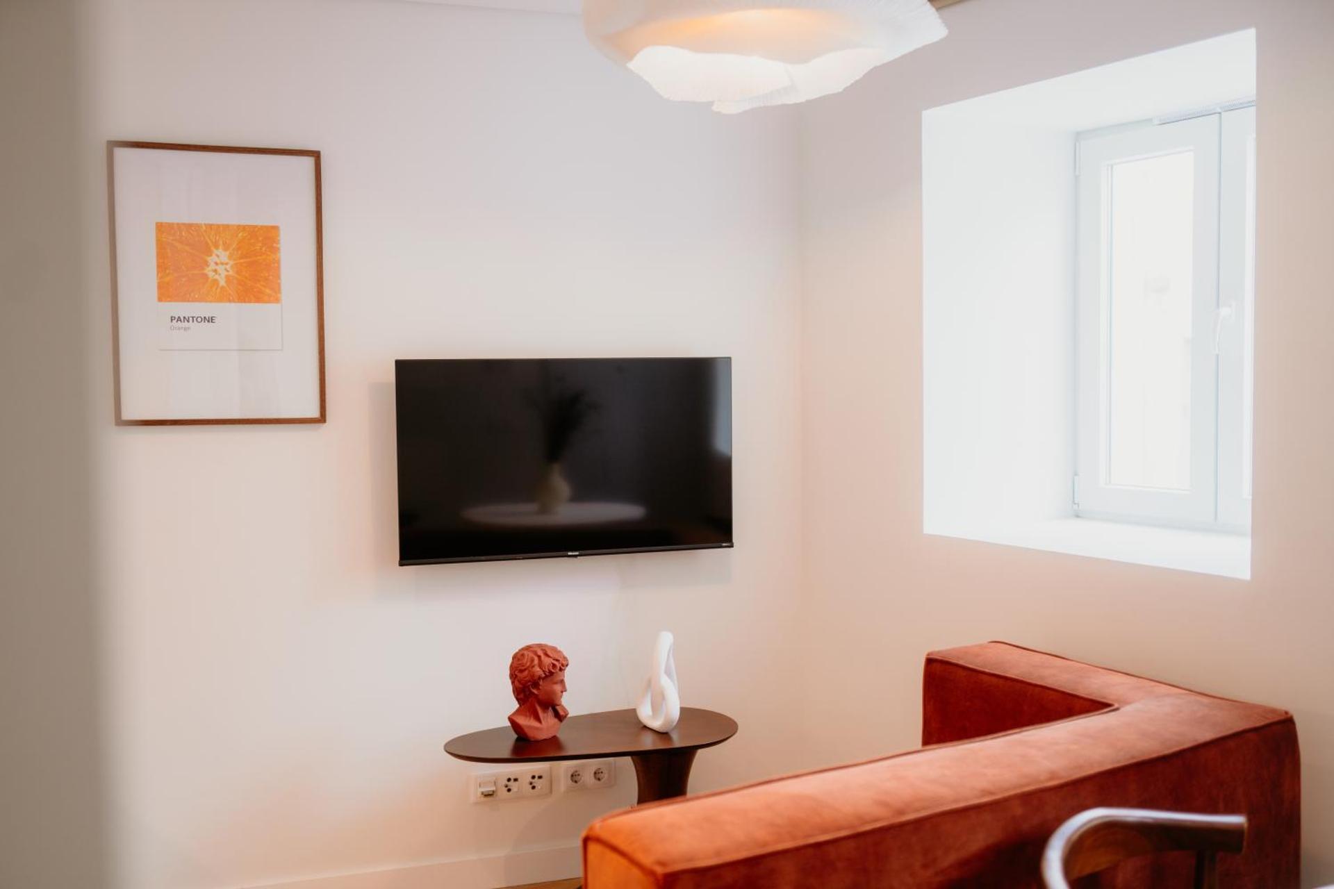 Communal lounge/ TV room