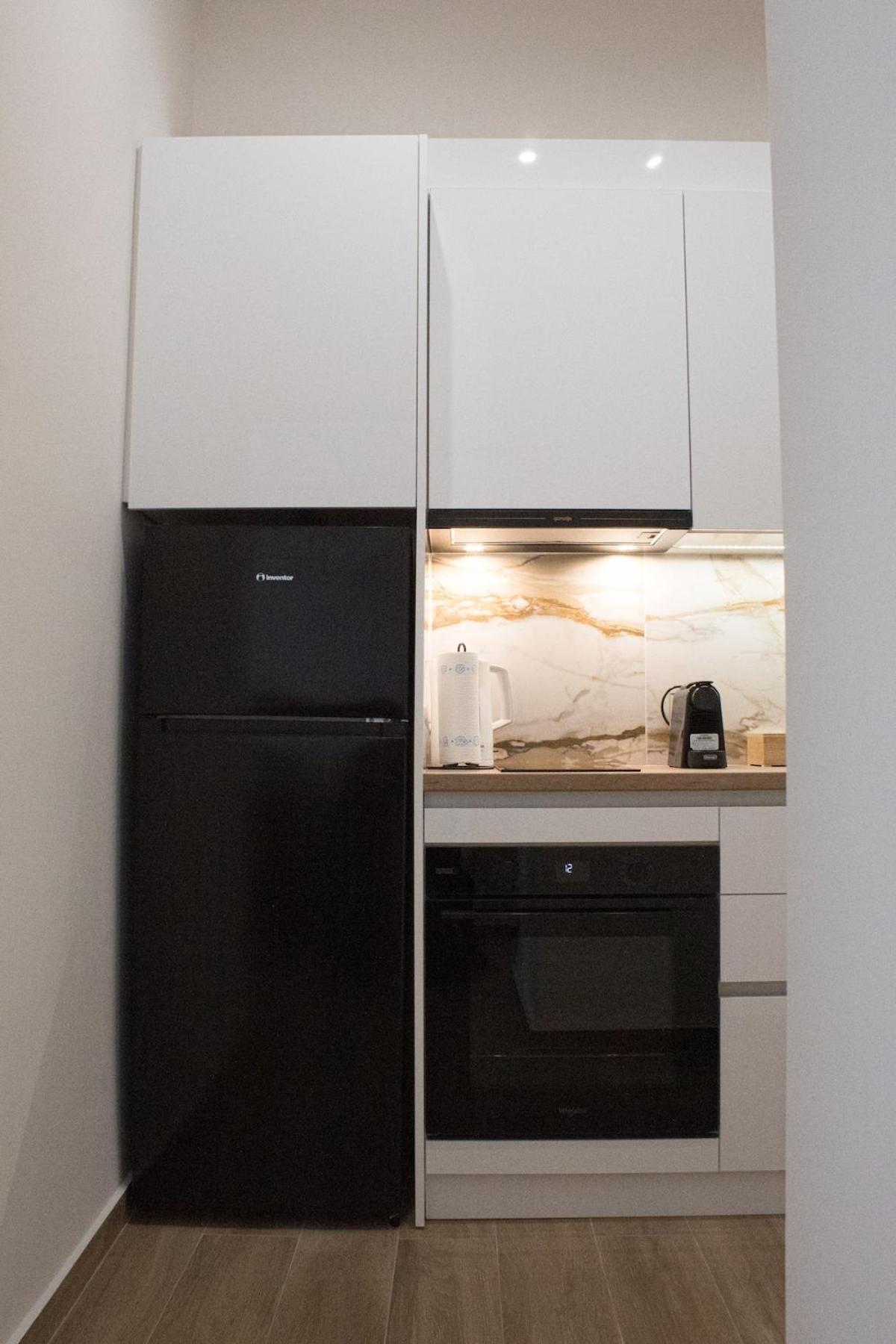 Rafina's Paradise View!Walking access to the Port!!! Amazing Seaview!!!