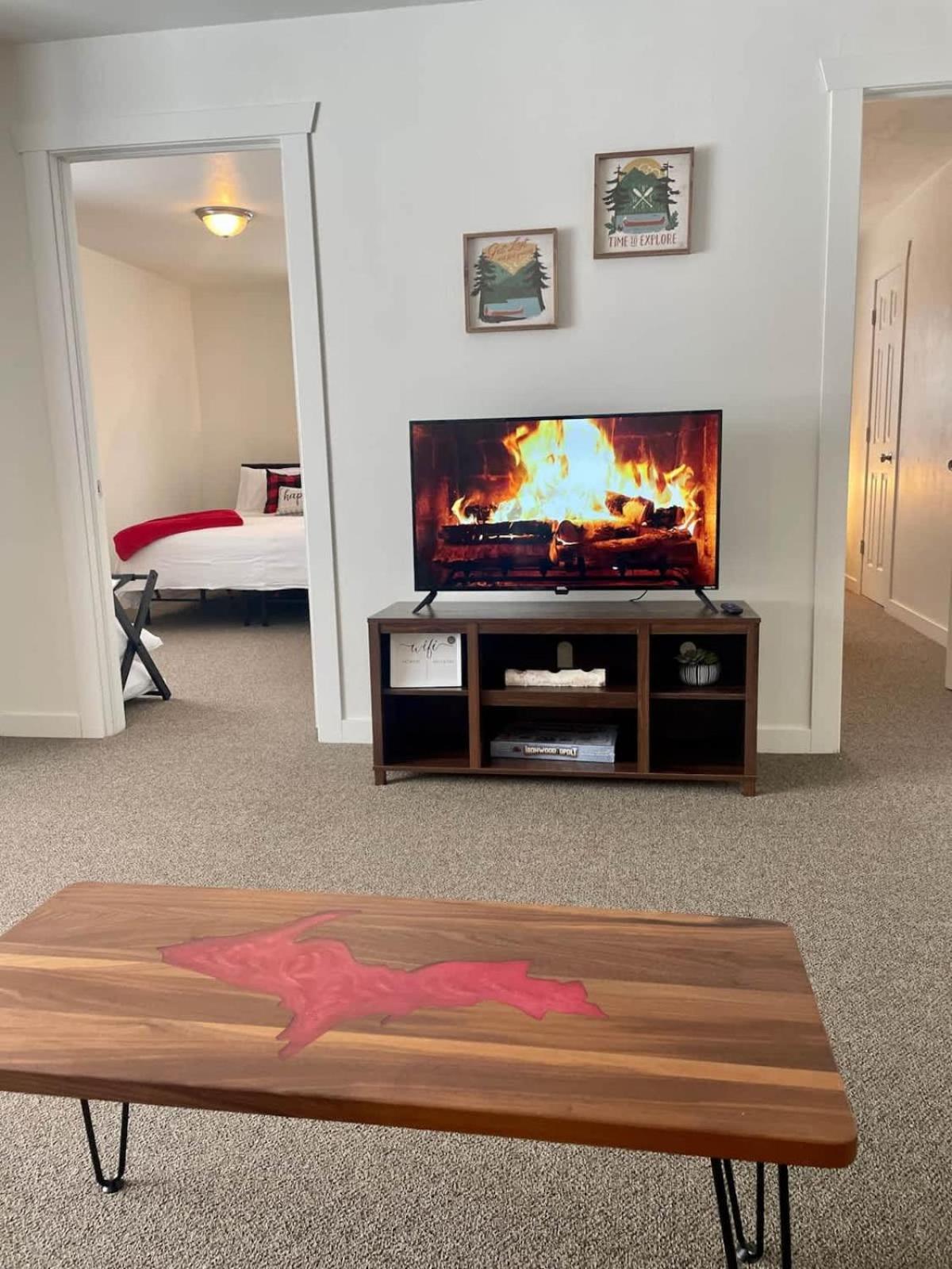 Downtown Red Room at Villages on Aurora