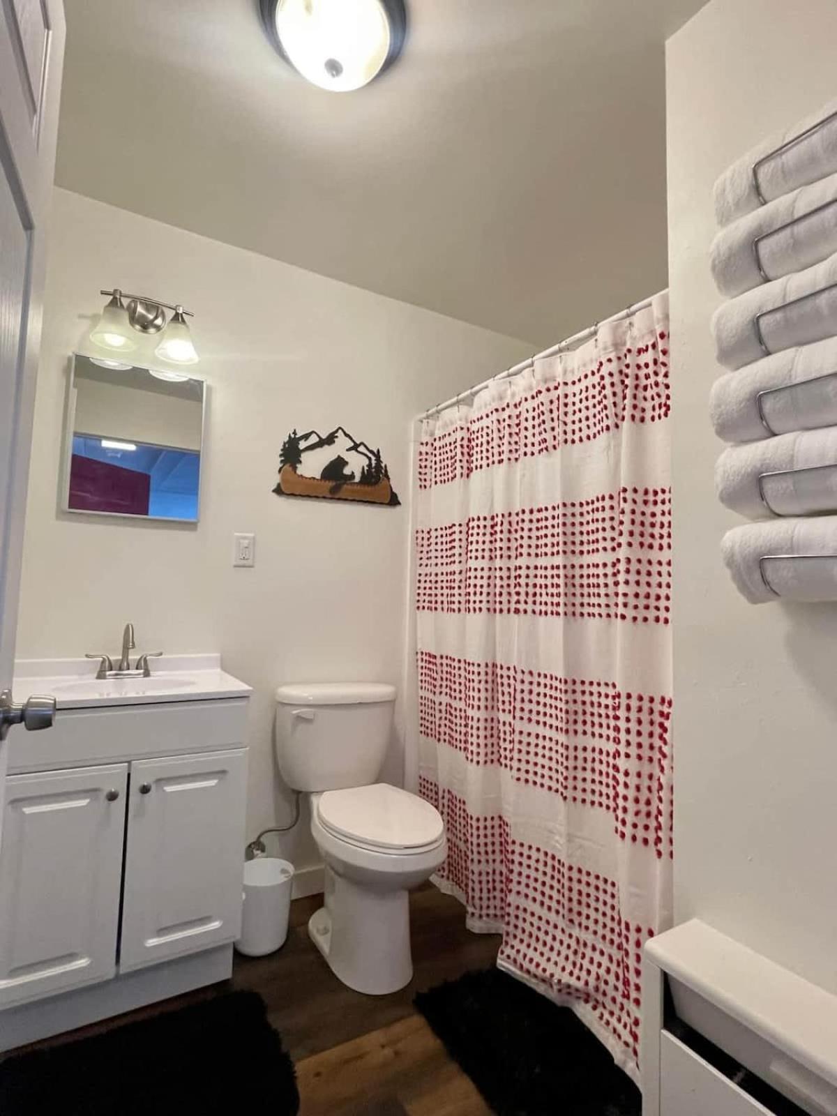 Downtown Red Room at Villages on Aurora