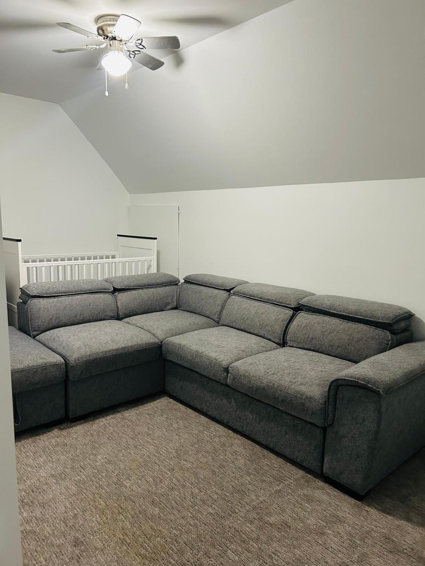 Spacious & Modern by the Beach