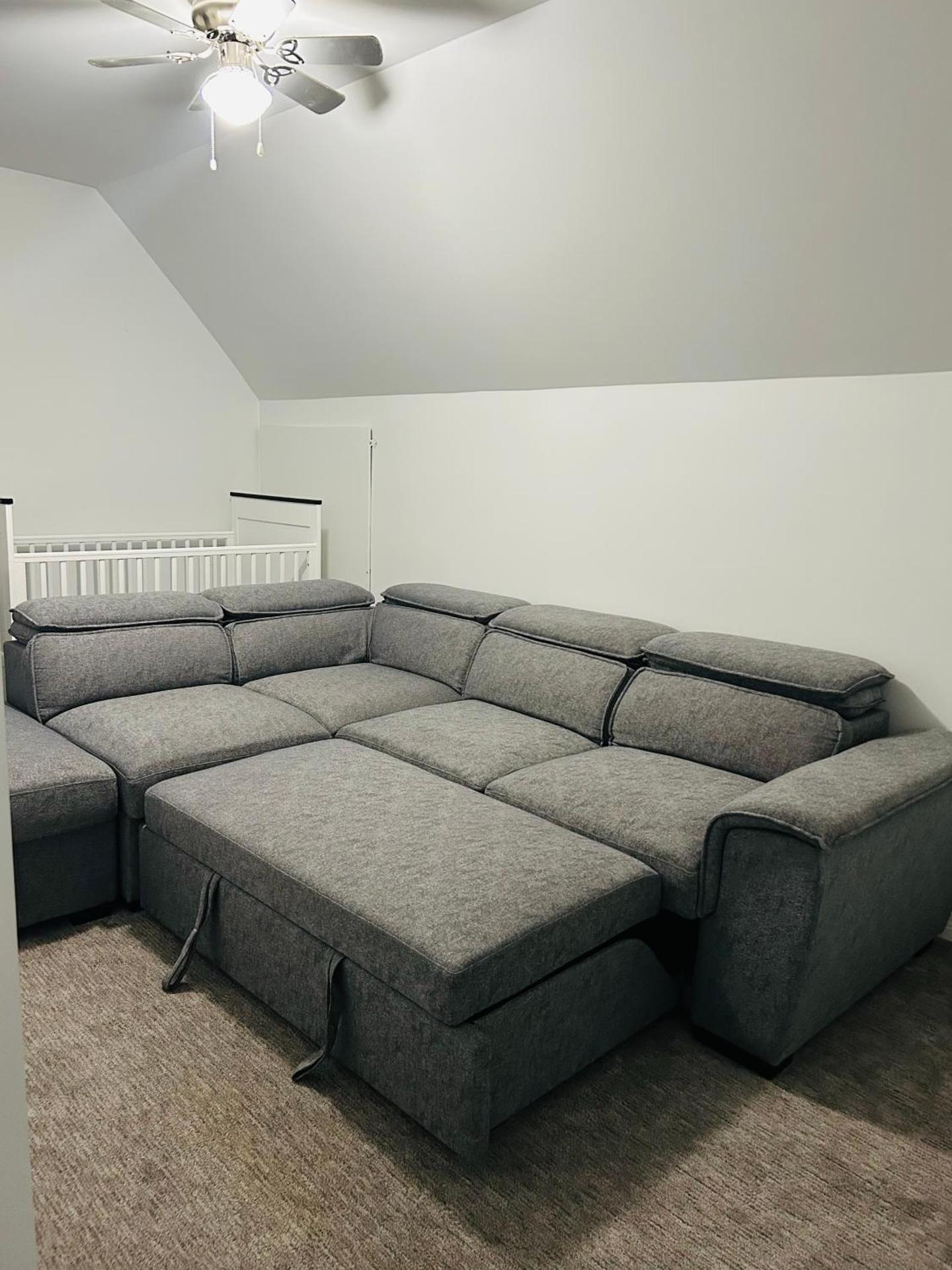 Spacious & Modern by the Beach