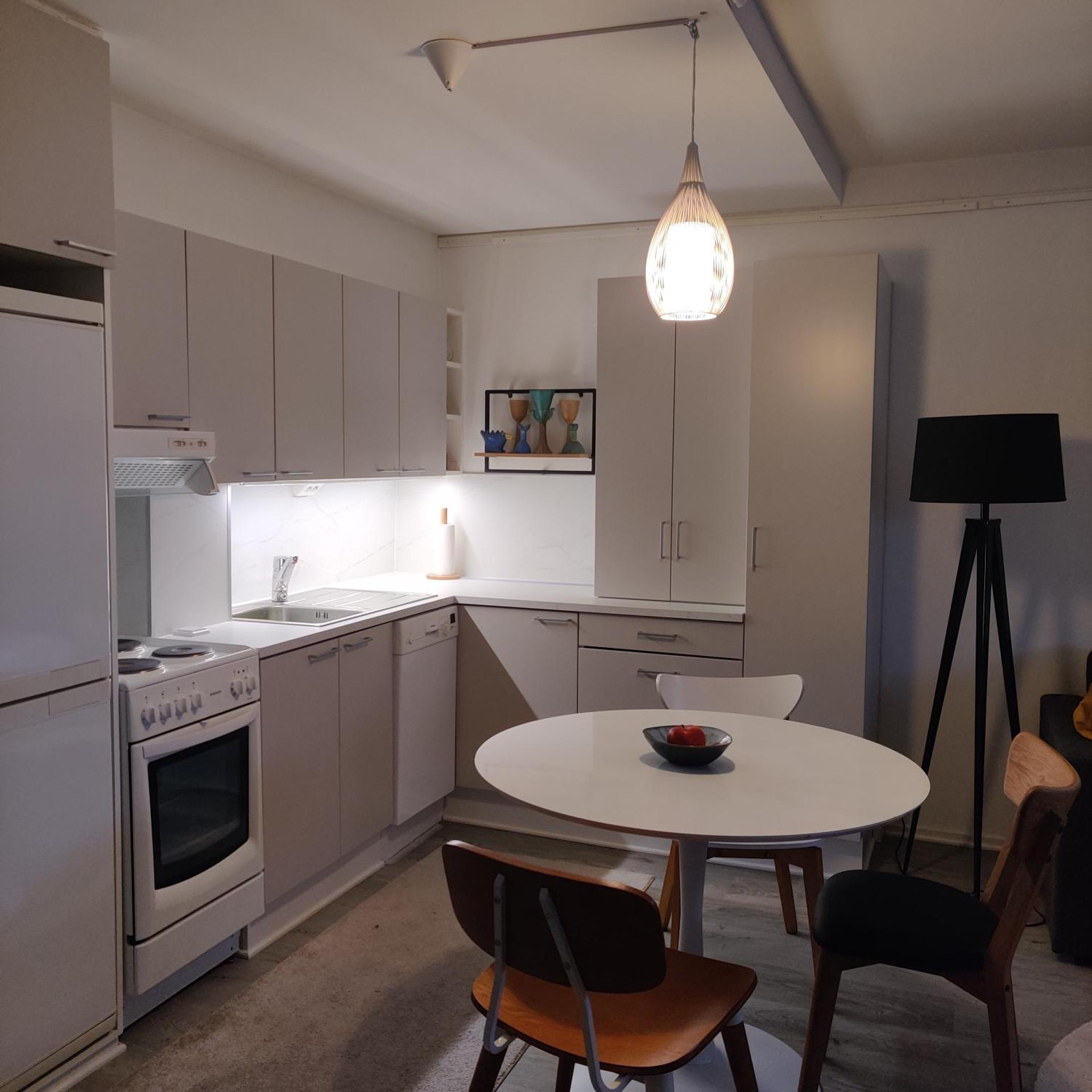 Studio Linnankatu 25