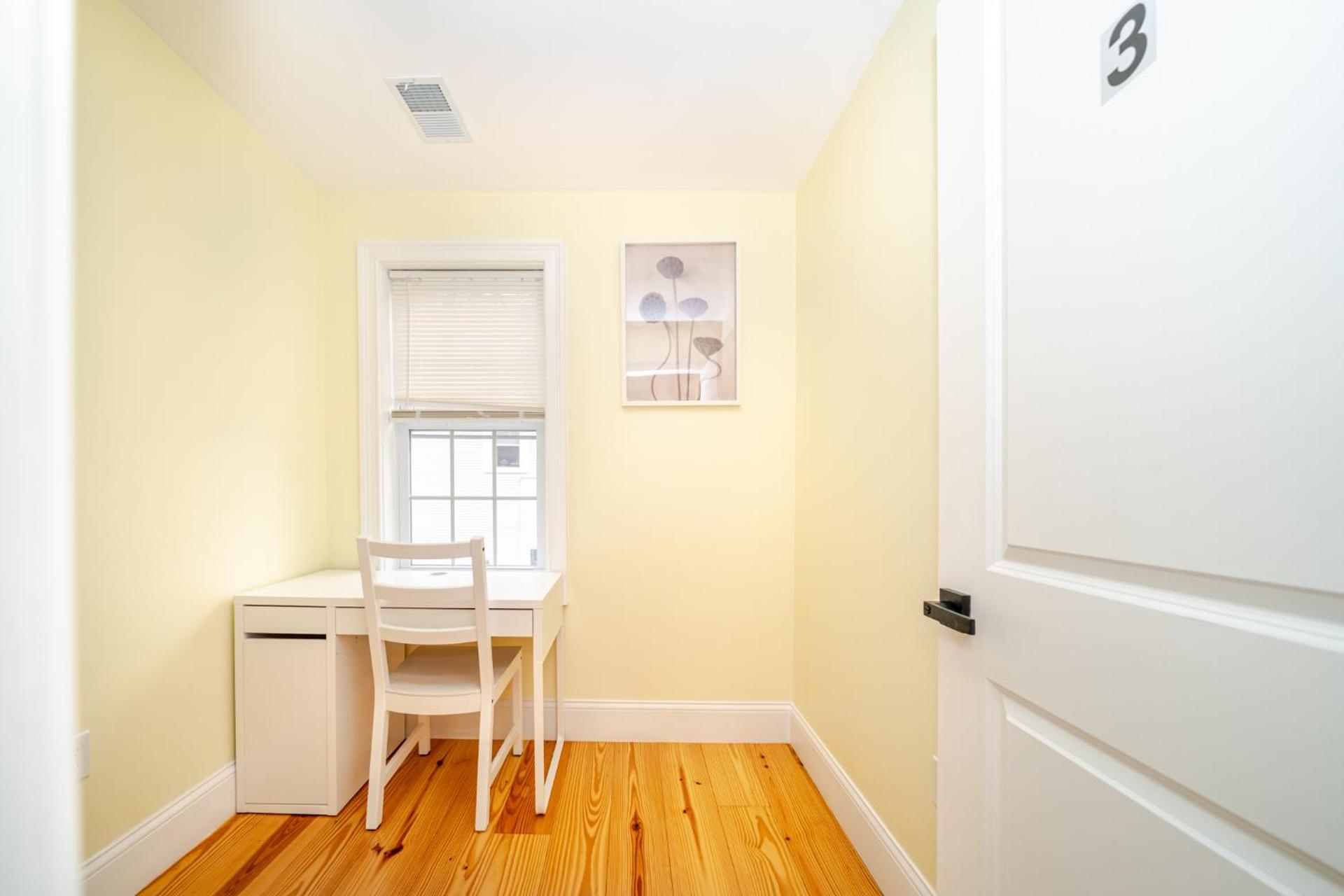 41 - 3BR Quincy - Lovely Townhouse near Adams