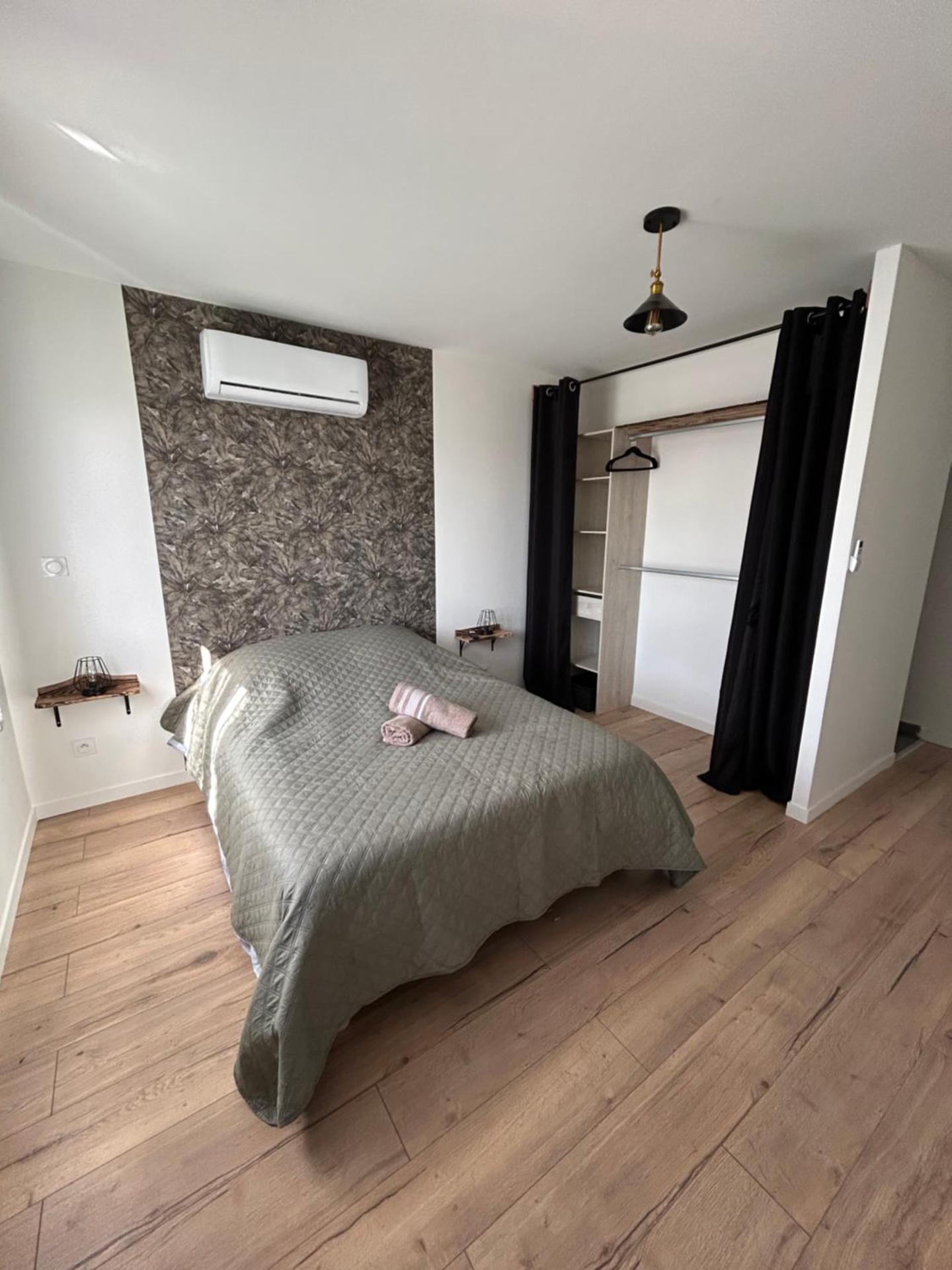 Agréable MAISON familiale - Terrasse - 4 Chambres - 2 SDB - Limoges