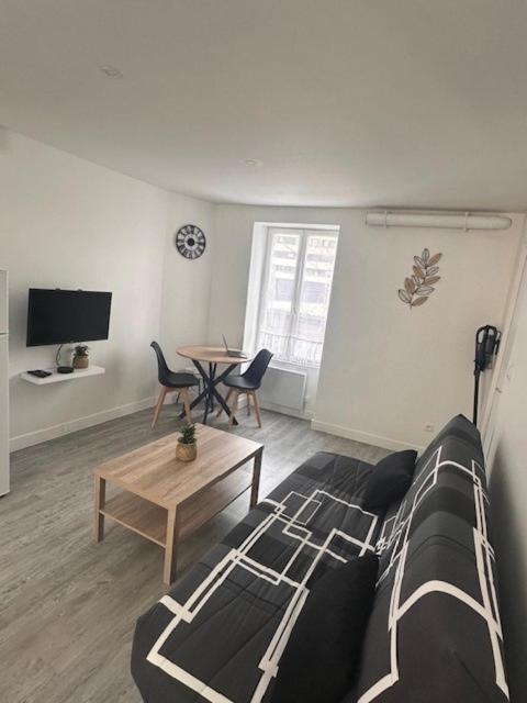 F2 - Corbeil Essonnes - Au calme