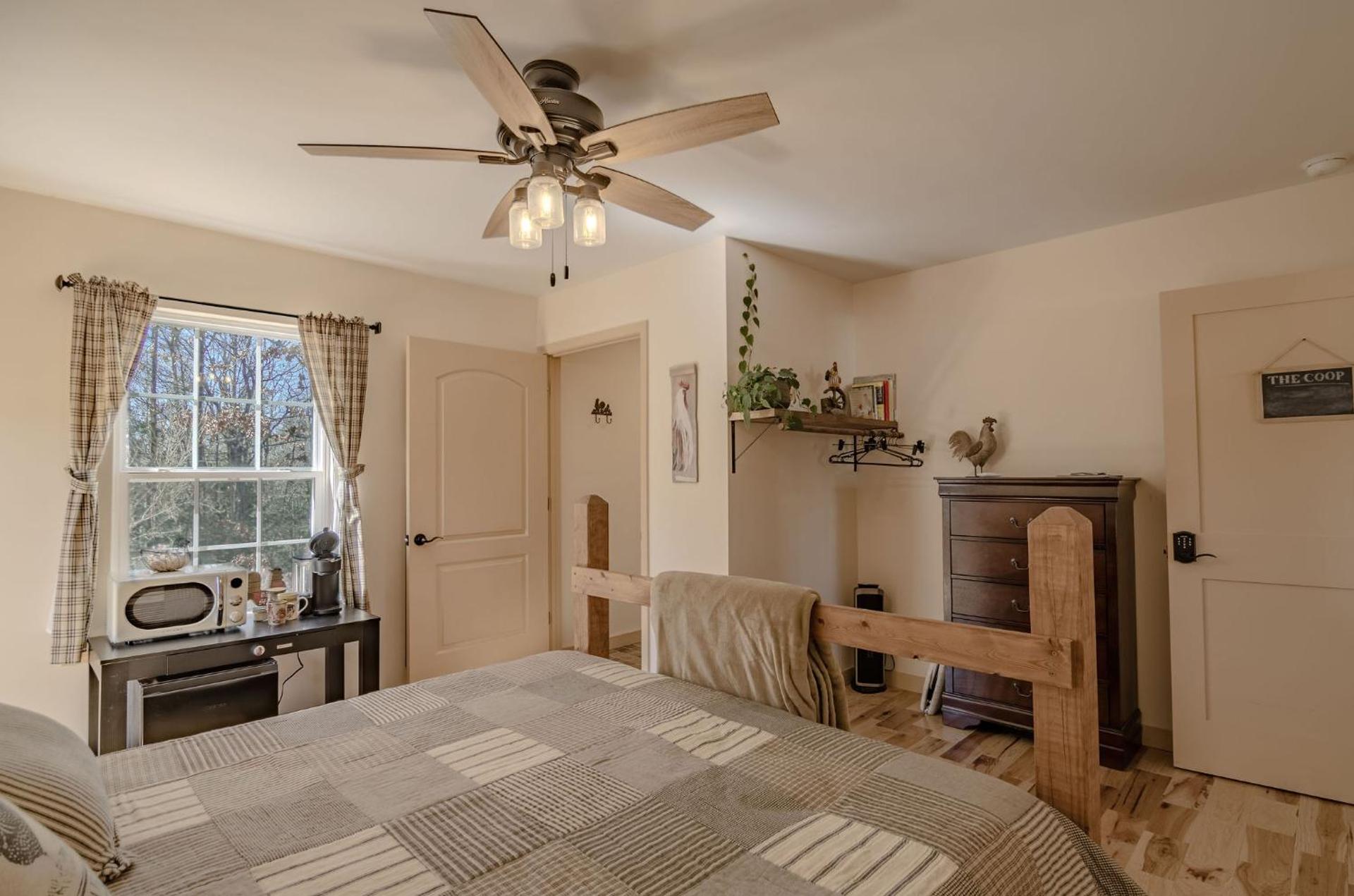 The Inn at Beulah Farm - The Coop