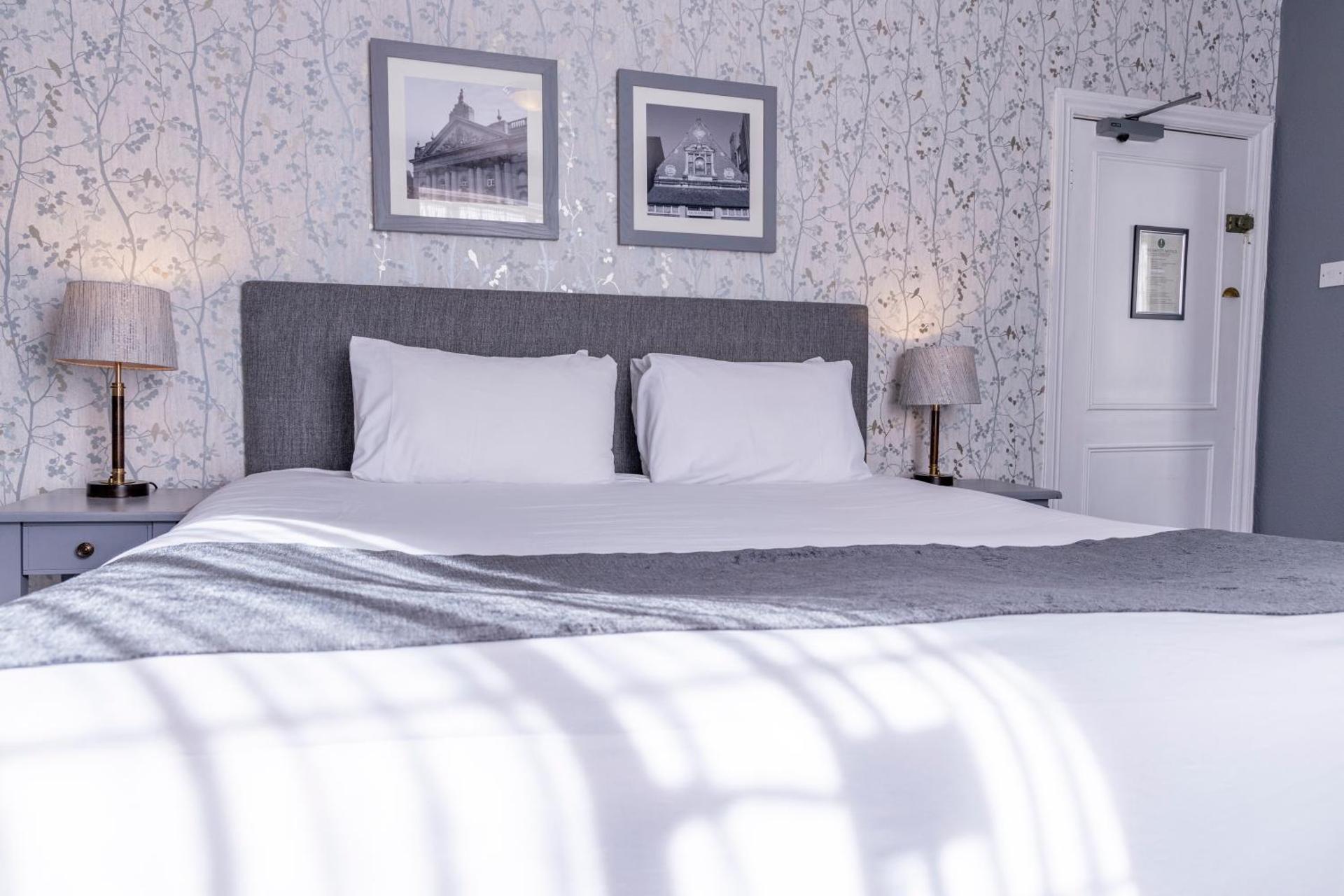 Cromwell Lodge Hotel by Greene King Inns