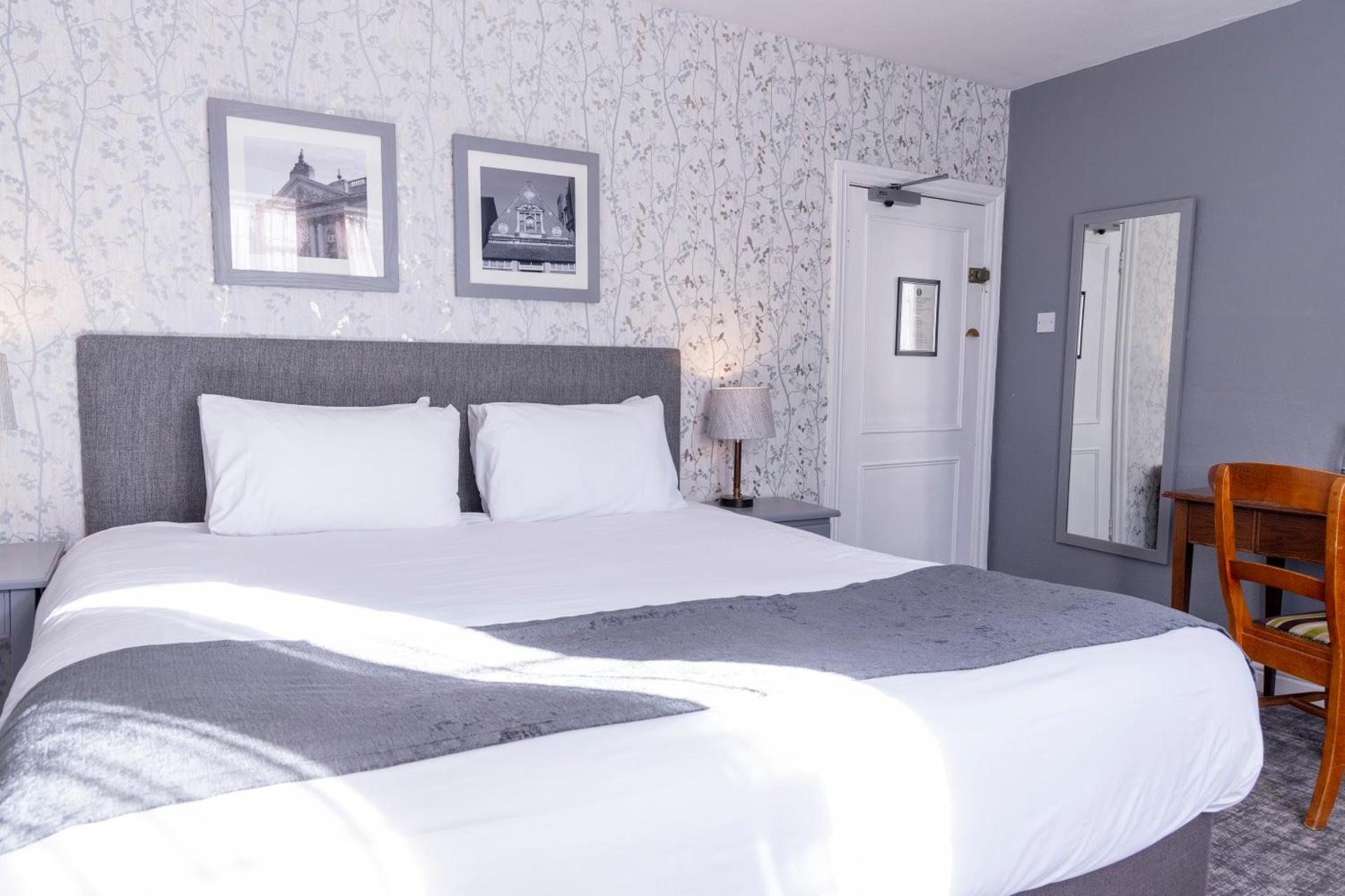 Cromwell Lodge Hotel by Greene King Inns