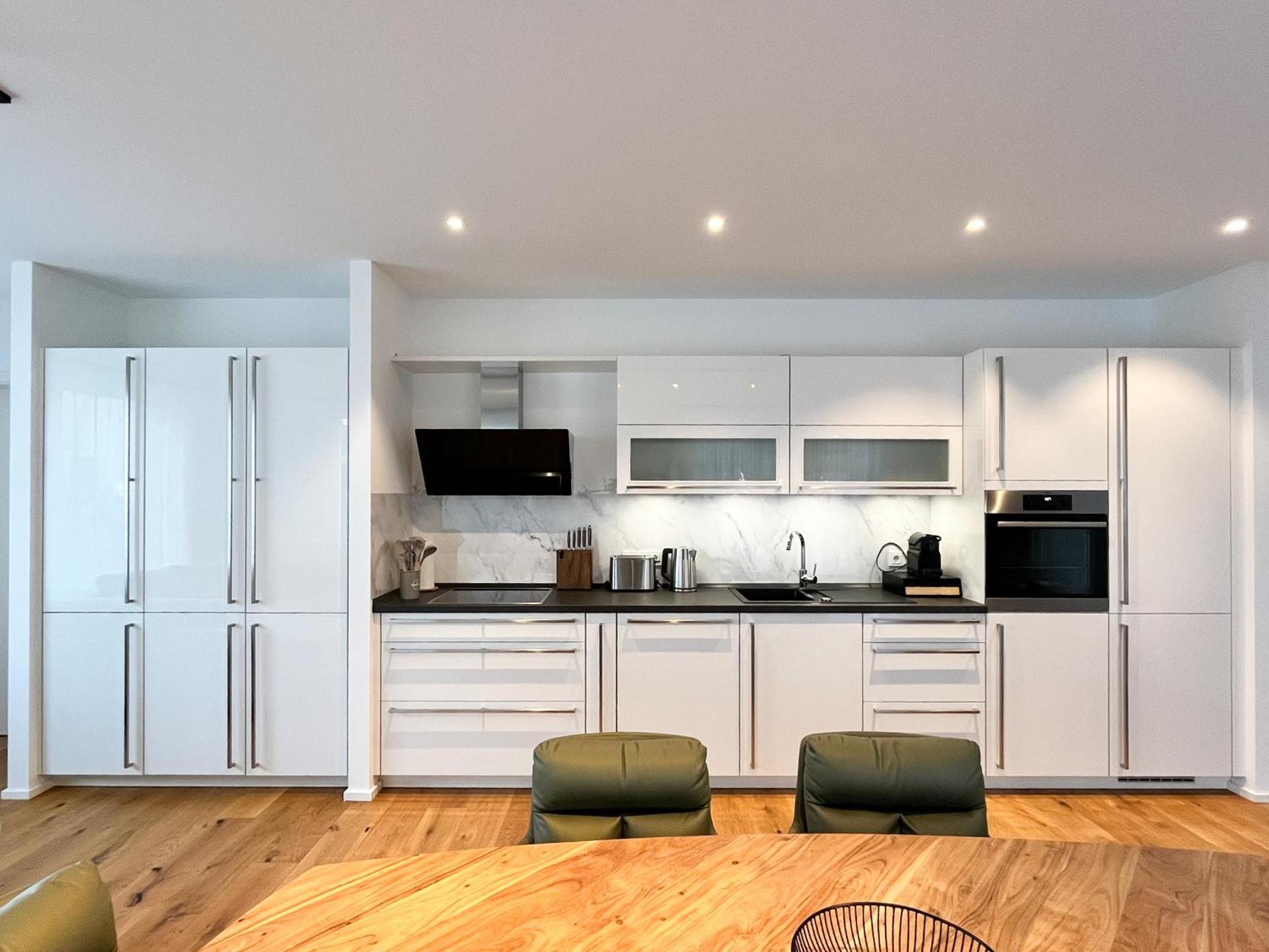 YUVA HOMES Germering - 100m2 - nahe München - 2 Bäder - Garten&Terrasse - S-Bahn