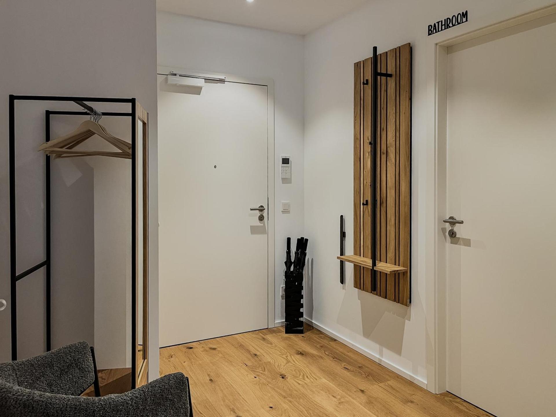 YUVA HOMES Germering - 100m2 - nahe München - 2 Bäder - Garten&Terrasse - S-Bahn