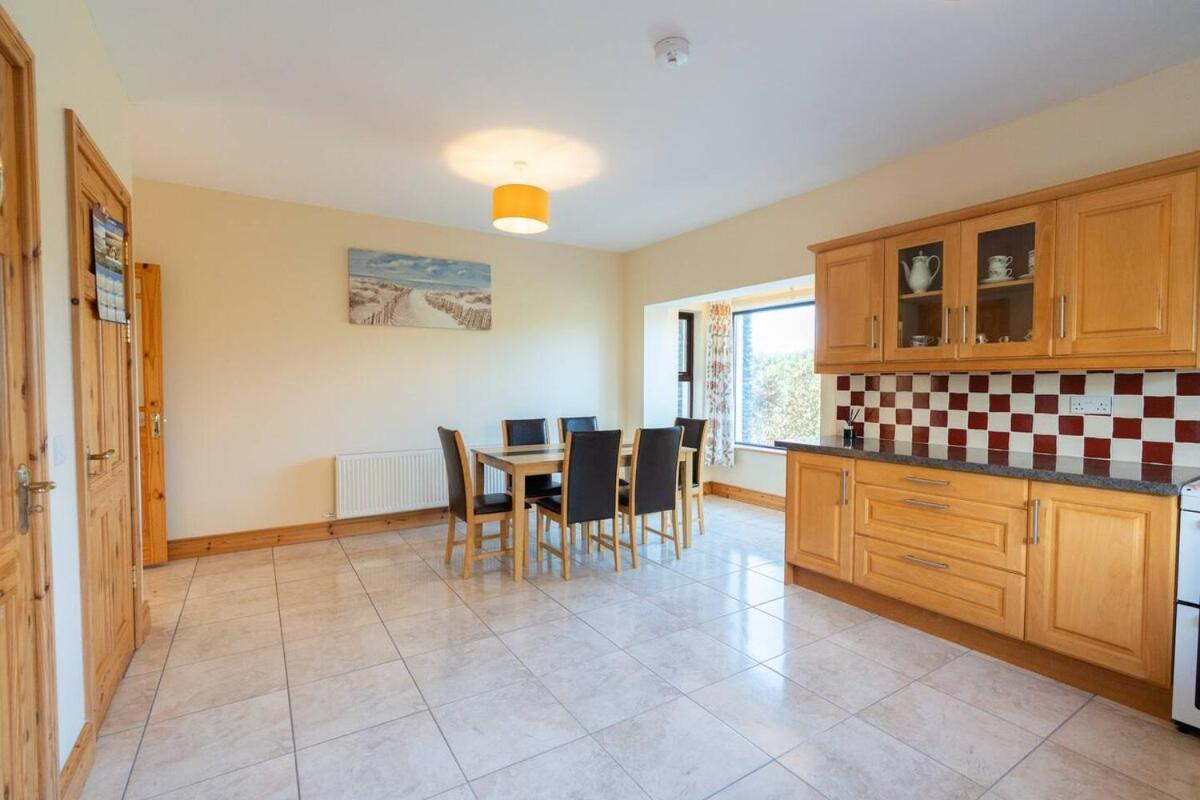 Tranquil Dingle Hideaway