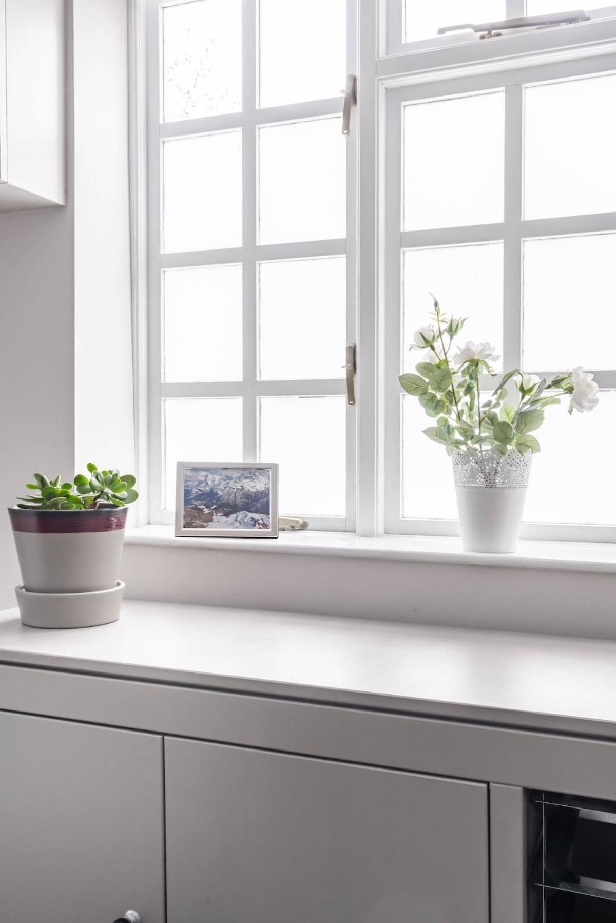 Bright, Restful Coach House in Central Sevenoaks