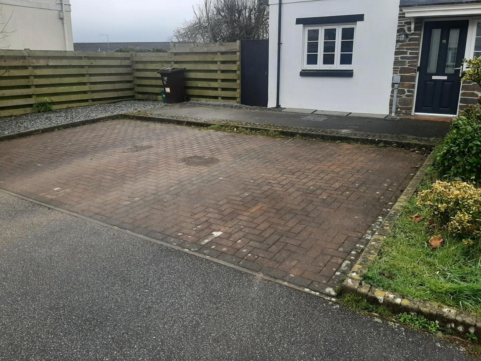 Cozy Courtyard Apt Explore & Relax Free Parking