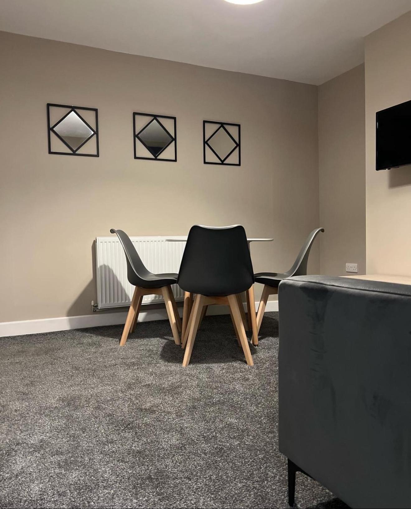 Melrose Street House Share