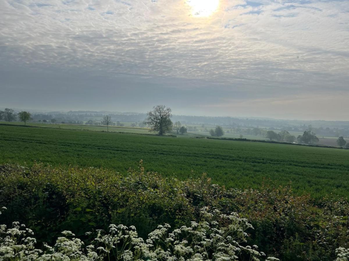 Idyllic cottage escape in Oxfordshire countryside
