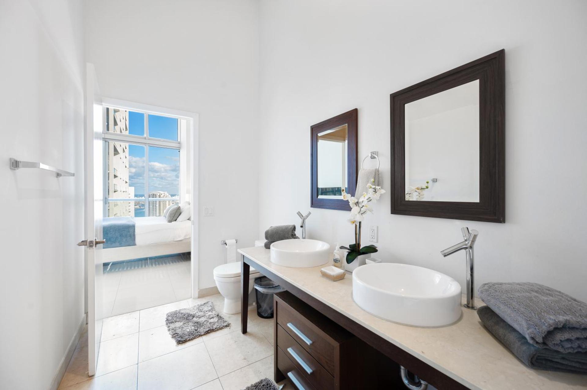 Icon Brickell Residences