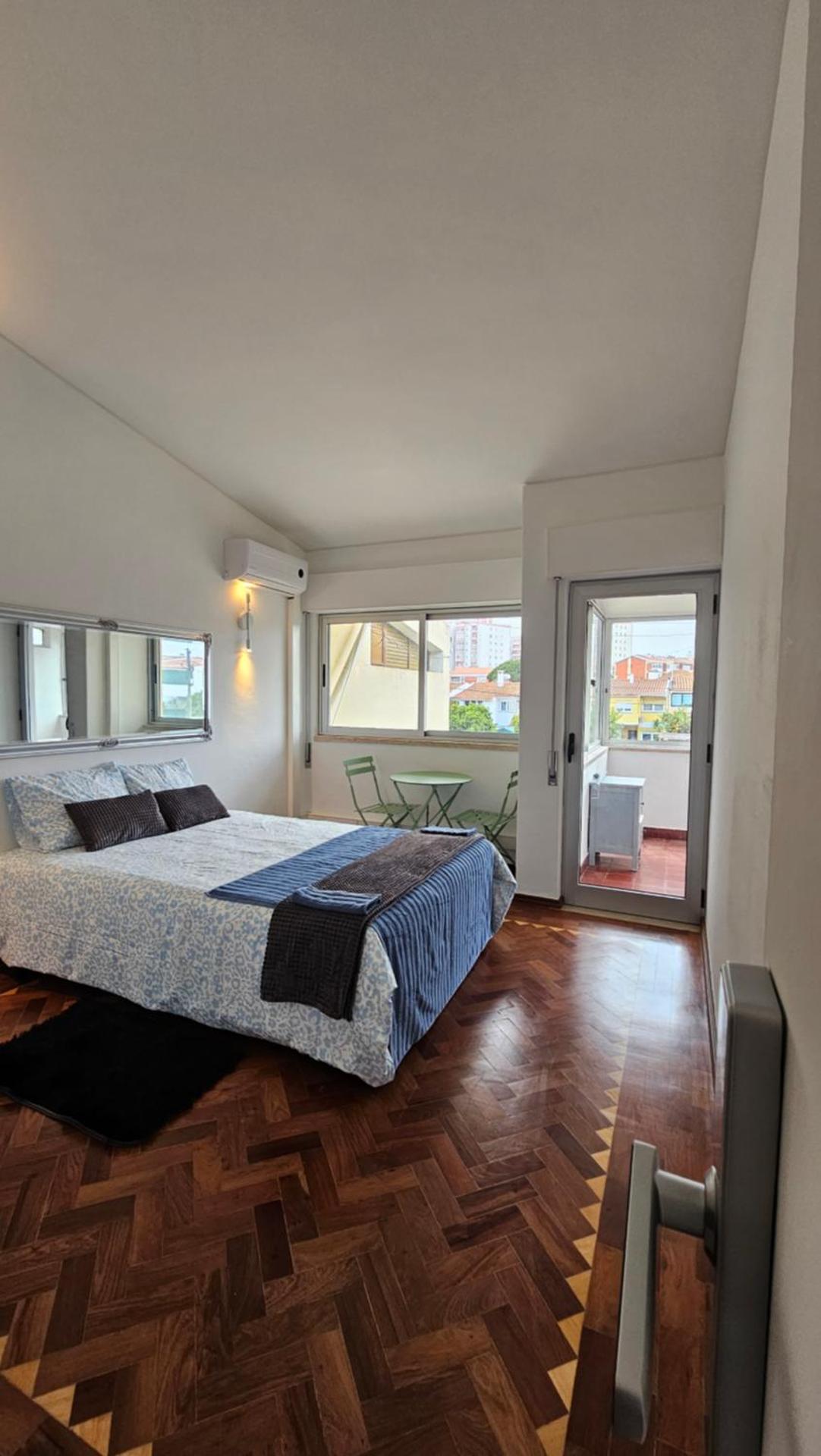 CARCAROOMS Guest House