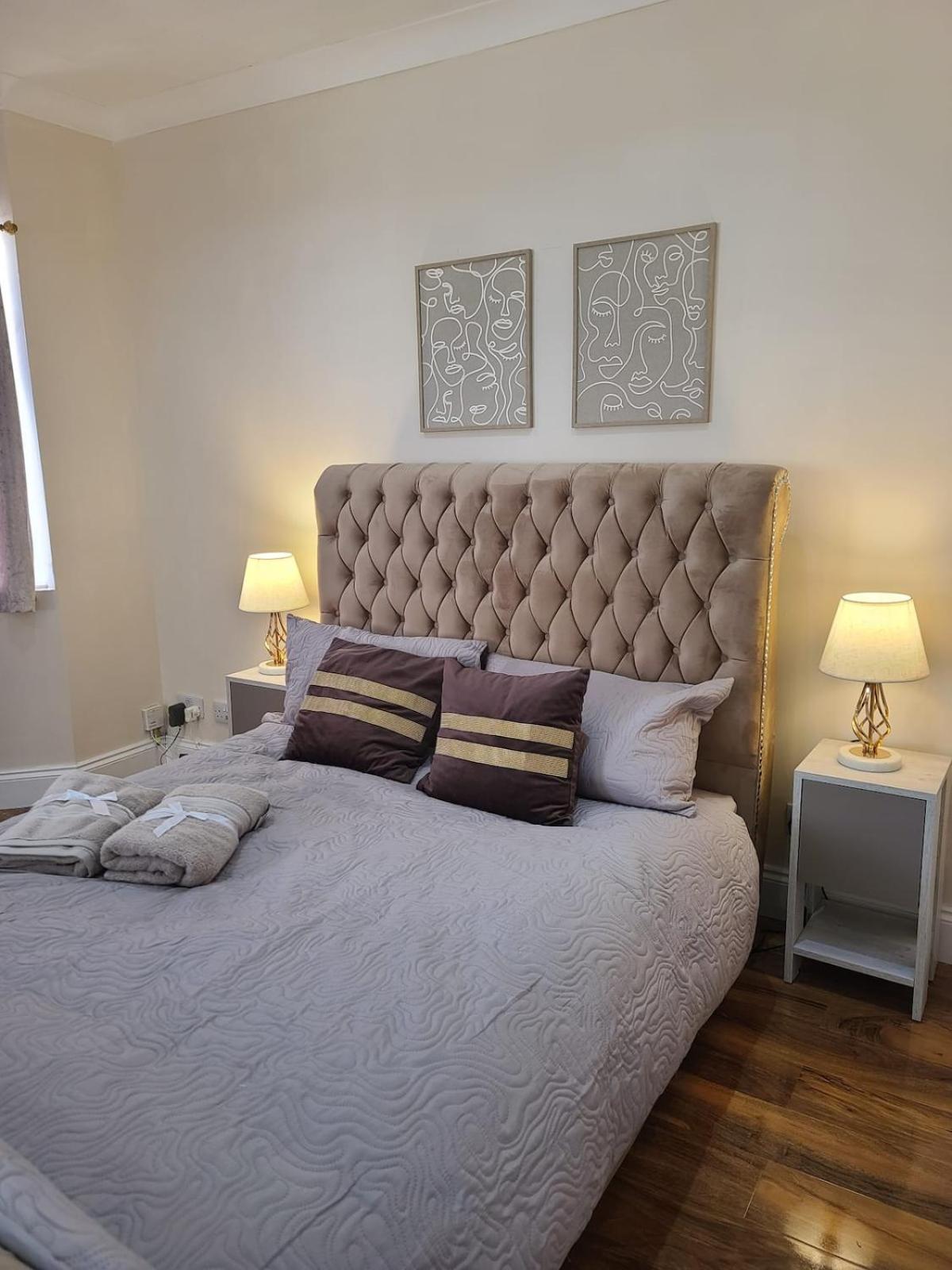 One Bed and Bath in Rochford