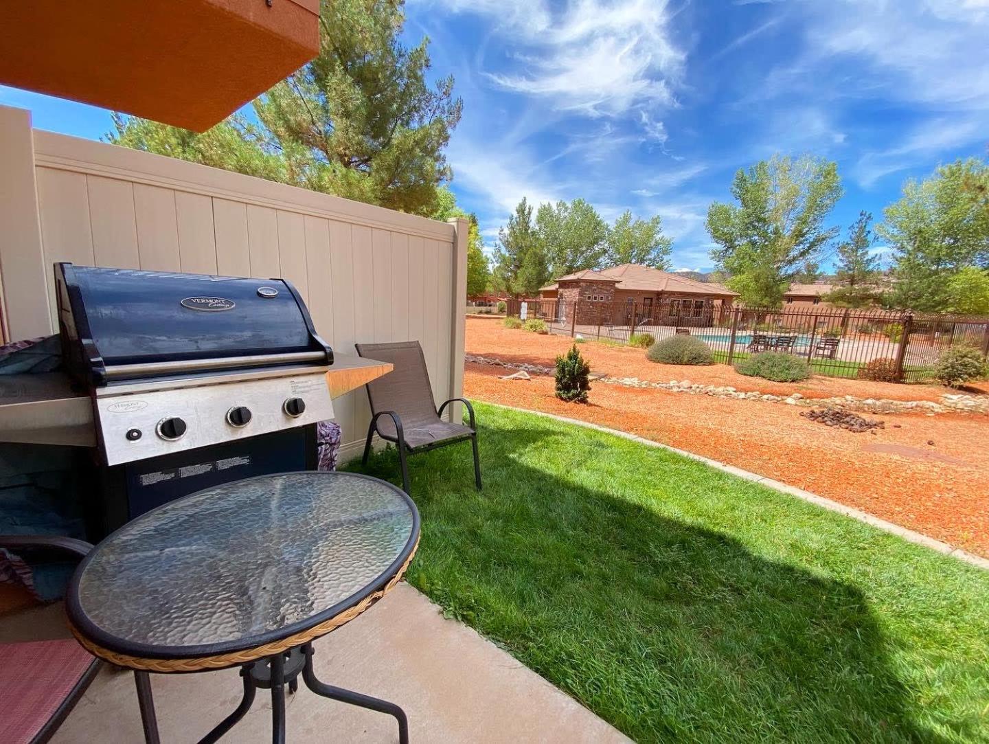 Kasa Kanab Modern Townhome Pet Friendly
