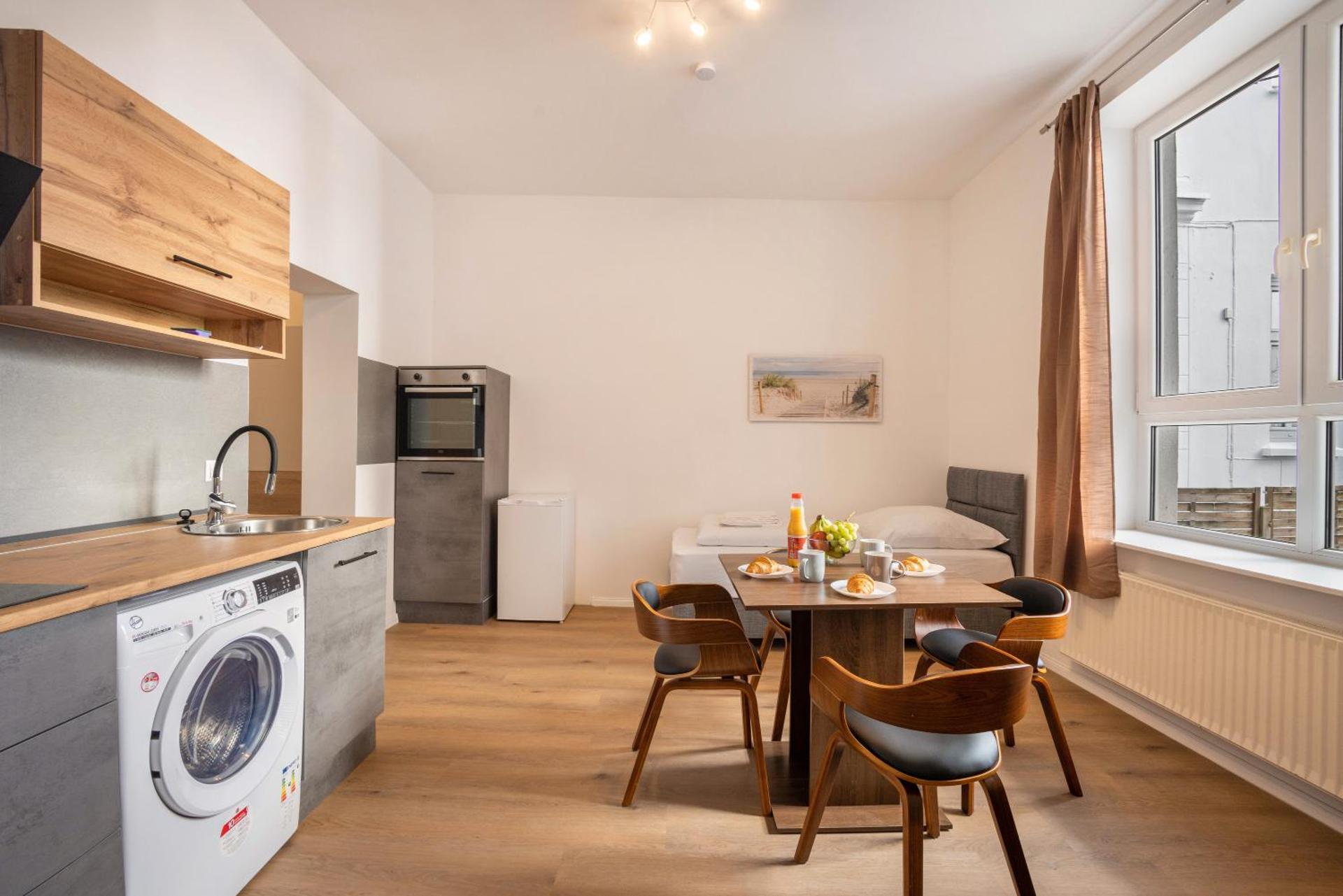 Superior One-Bedroom Apartment