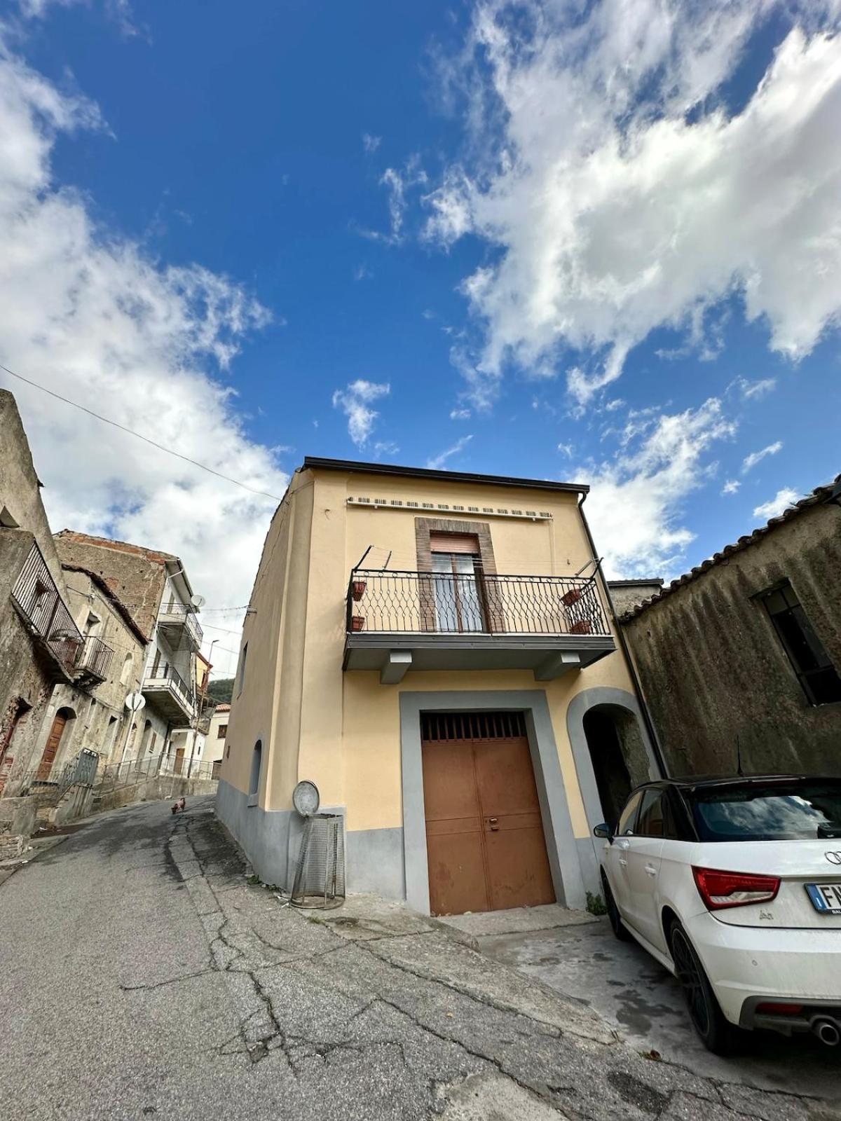 All'Ombra del Campanile