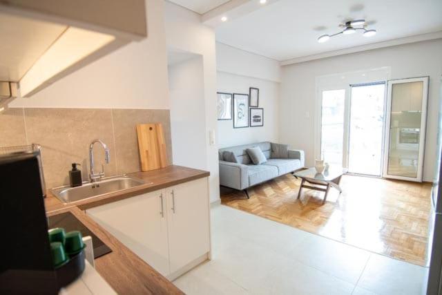 Olympian Zeus top location