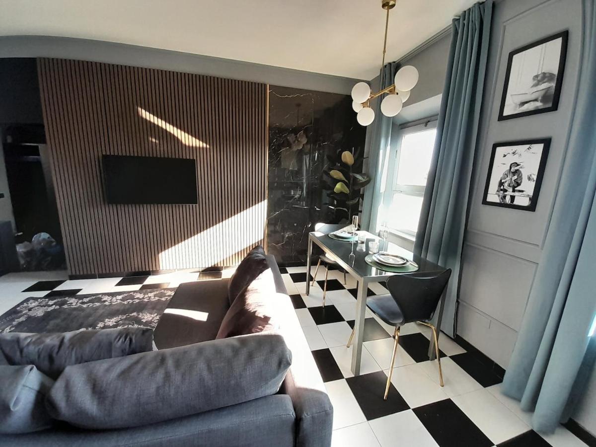 Apartment with terrace House 33