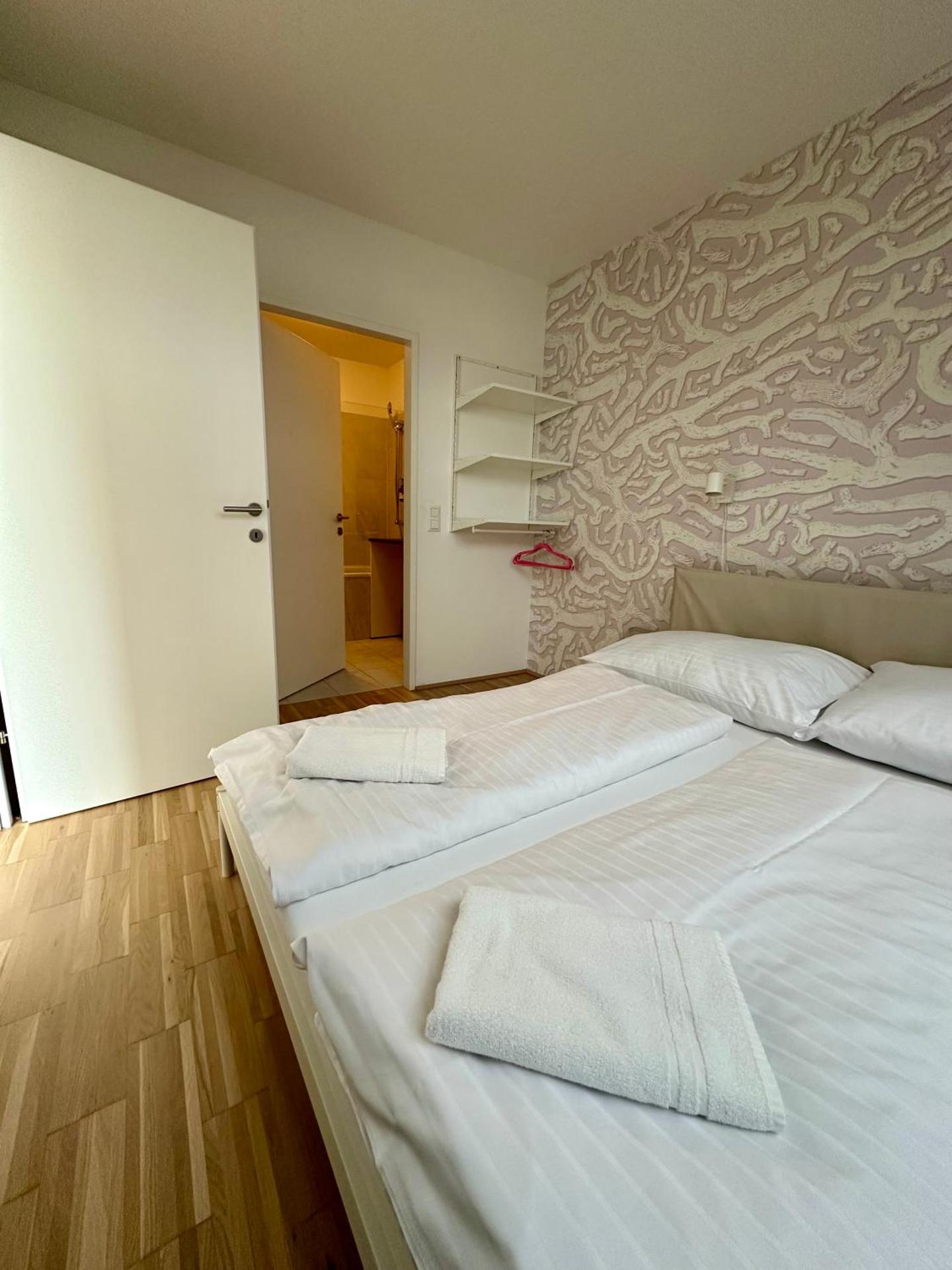 One-Bedroom Apartment with Balcony