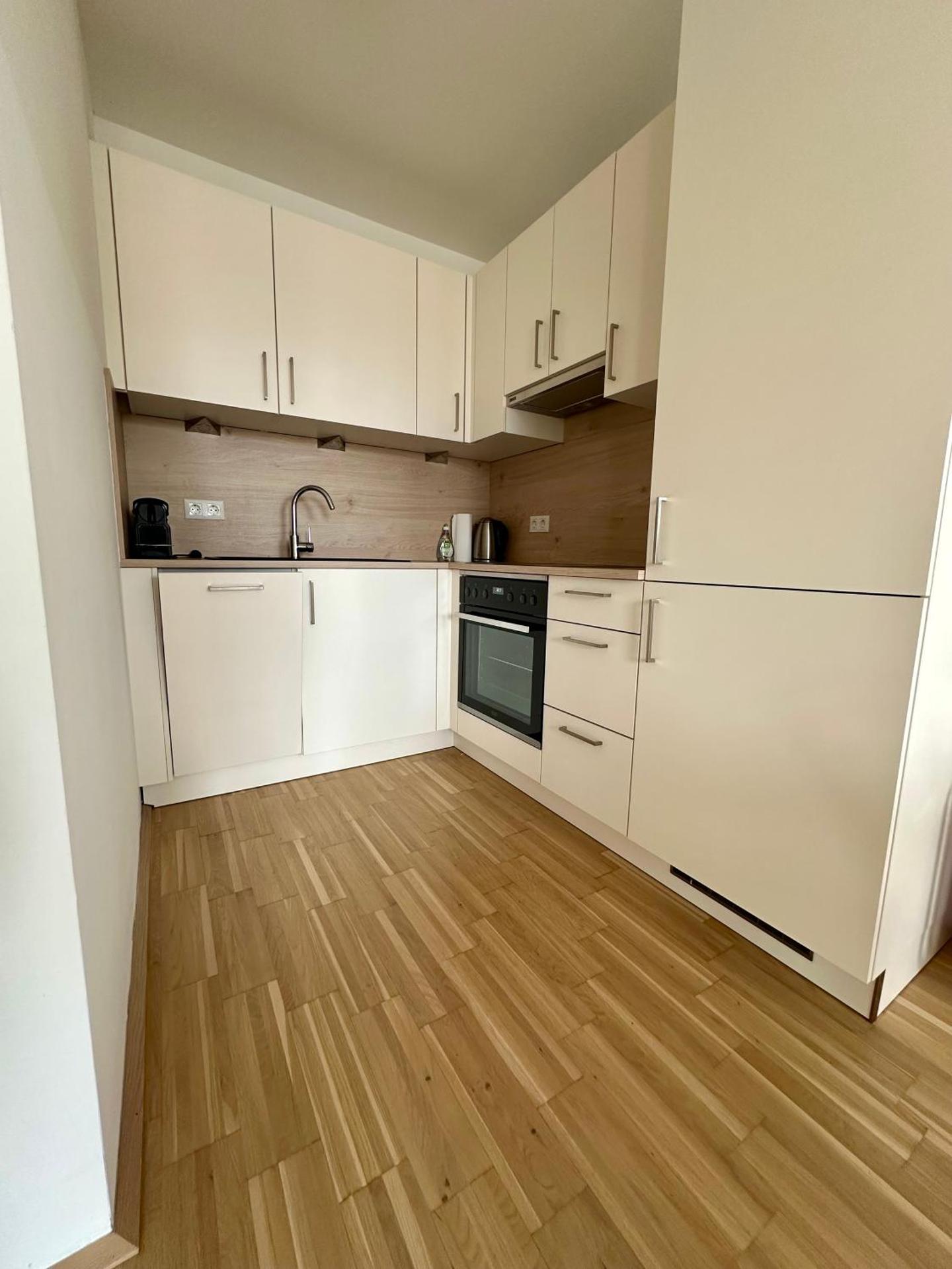 One-Bedroom Apartment with Balcony