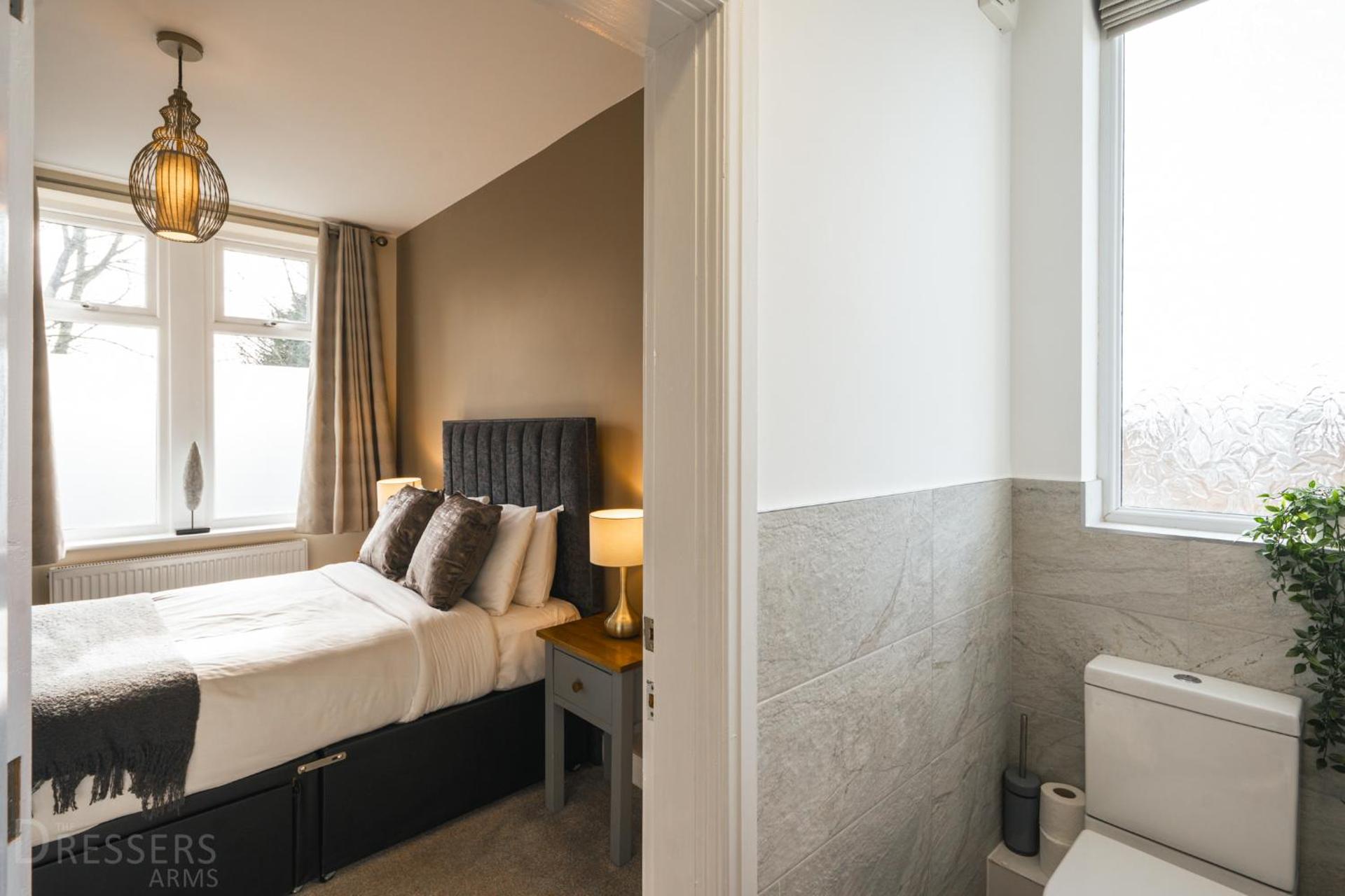 Rooms at The Dressers Arms