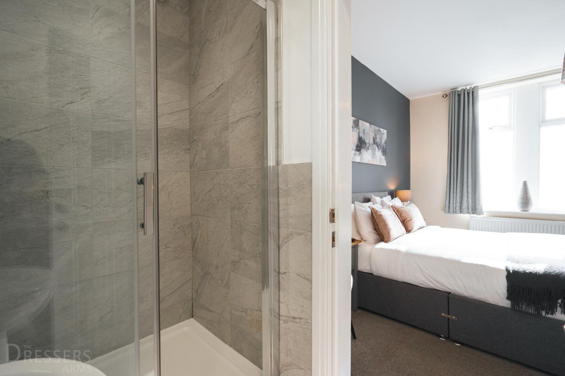 Rooms at The Dressers Arms