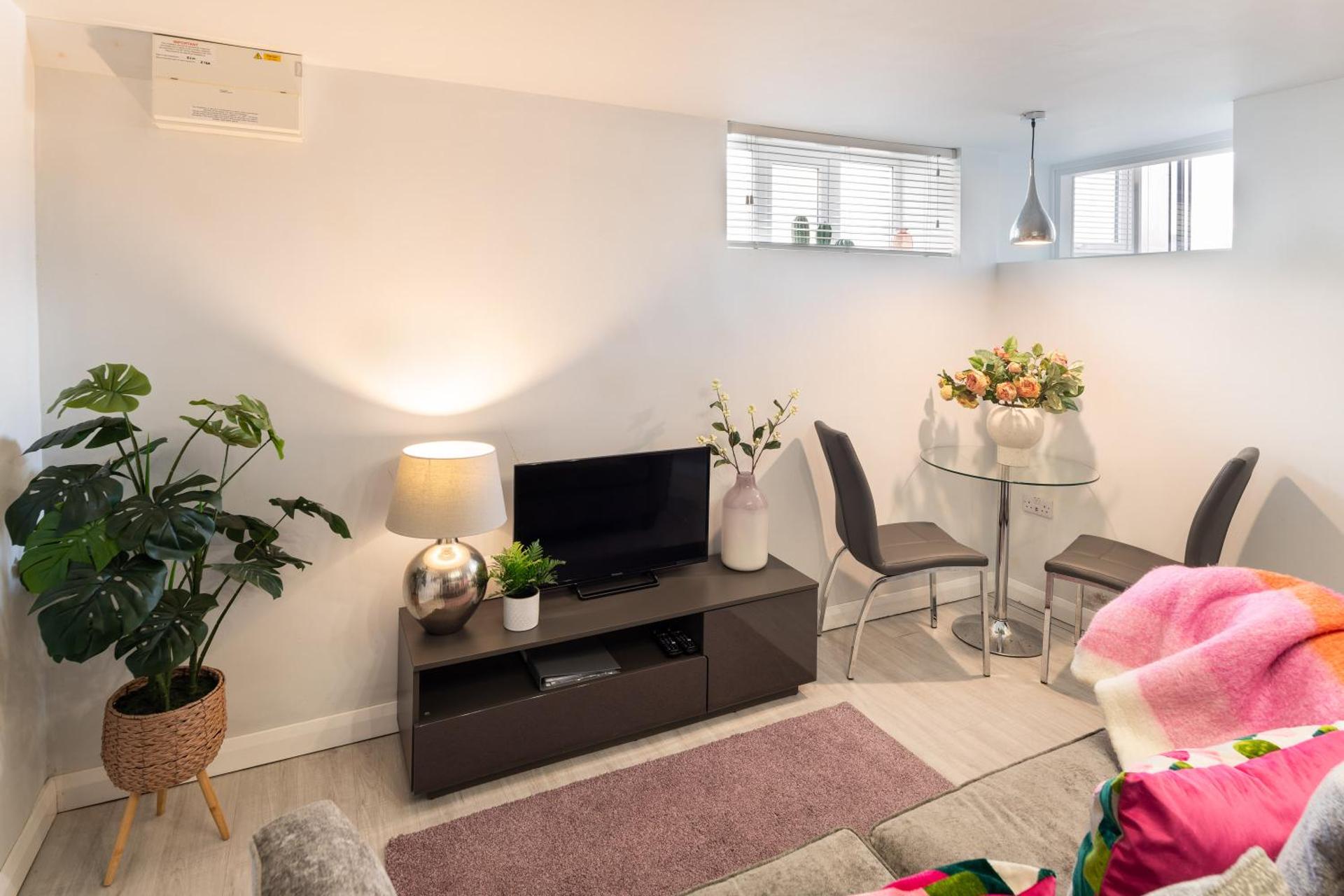 Gorgeous Boutique Flat Sleeps 2 in Lyme Regis