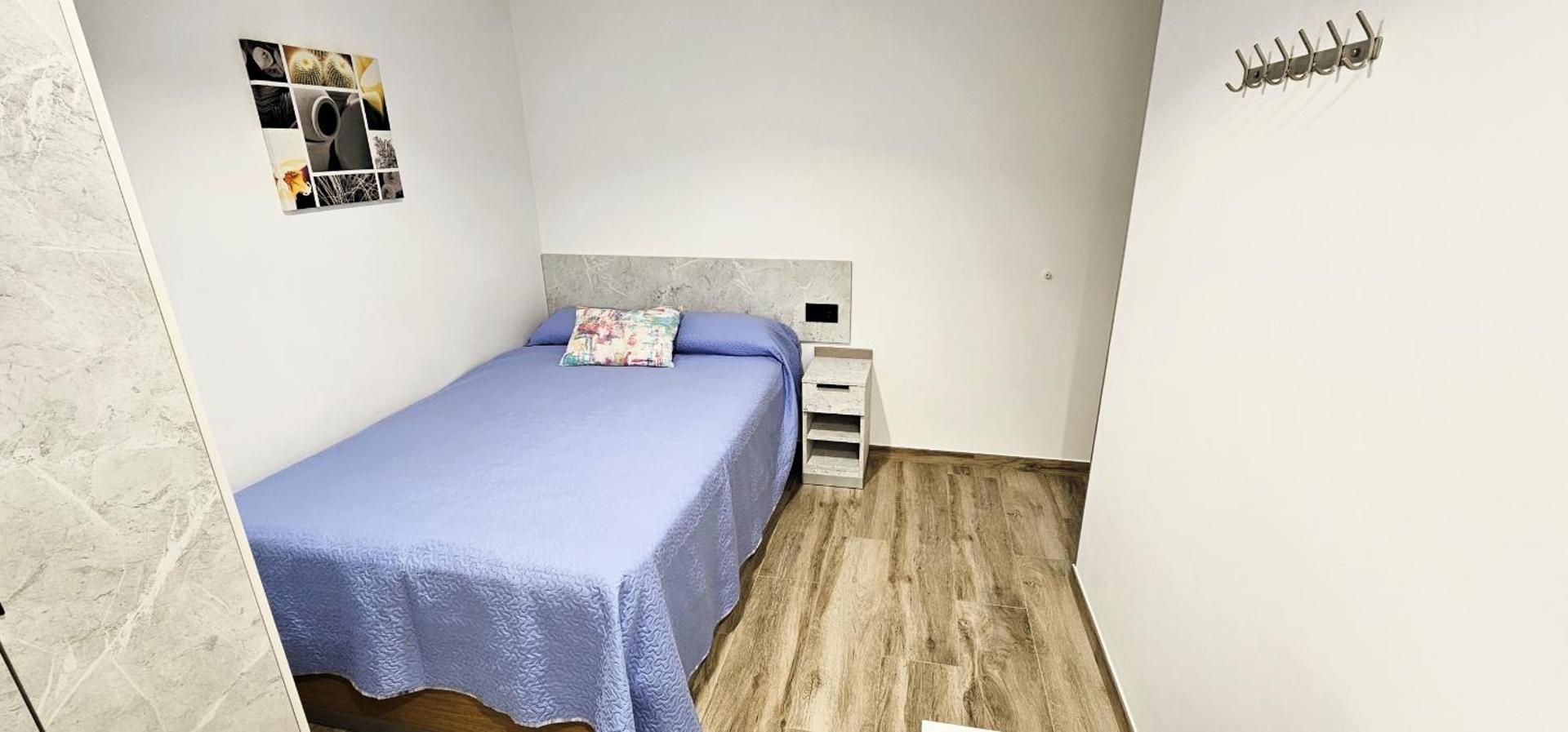 Standard Double Room with Shared Bathroom