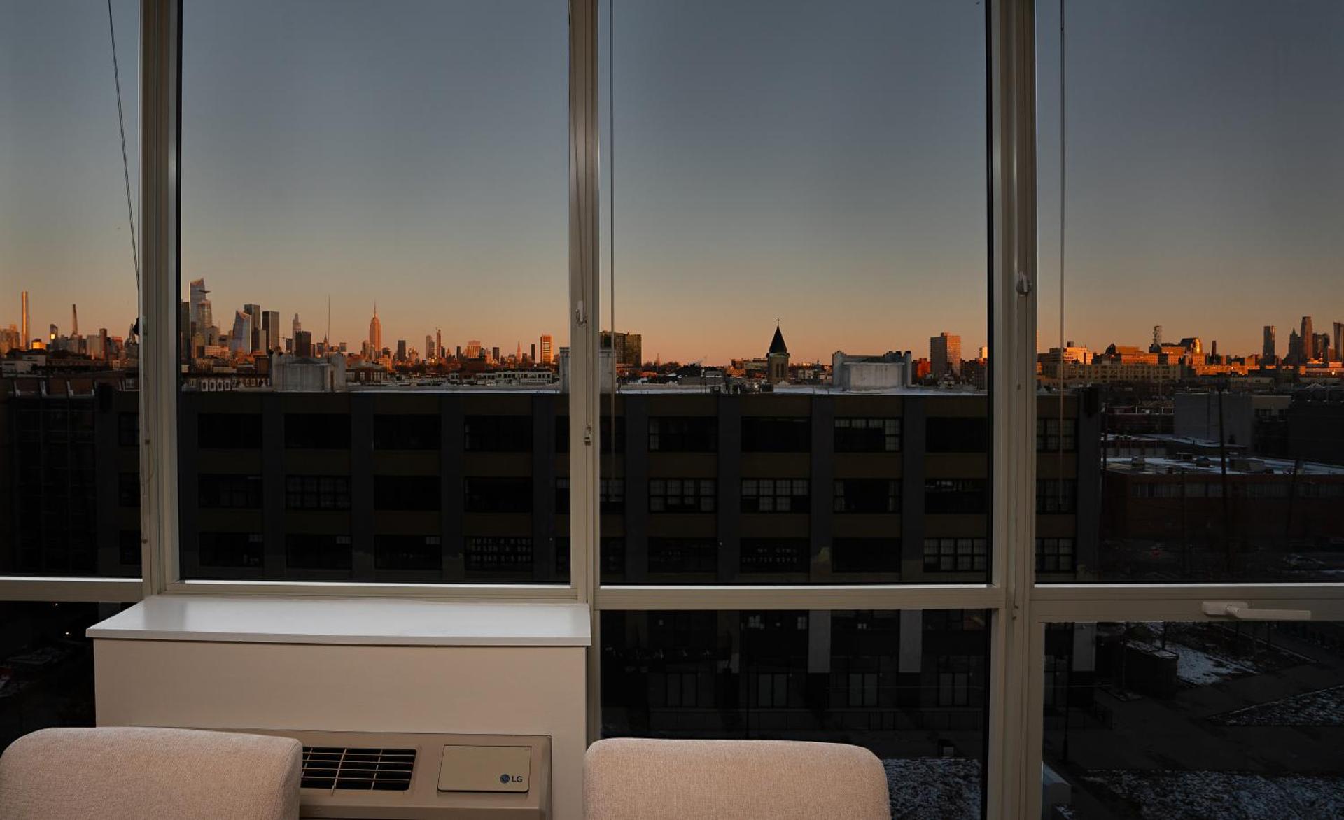 Ultra Luxury Apt - Panoramic NYC View - Minutes to City